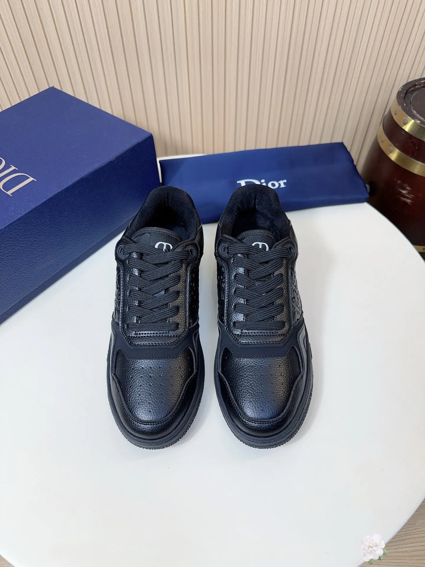 Dior 小牛皮運動鞋 舒適百搭款