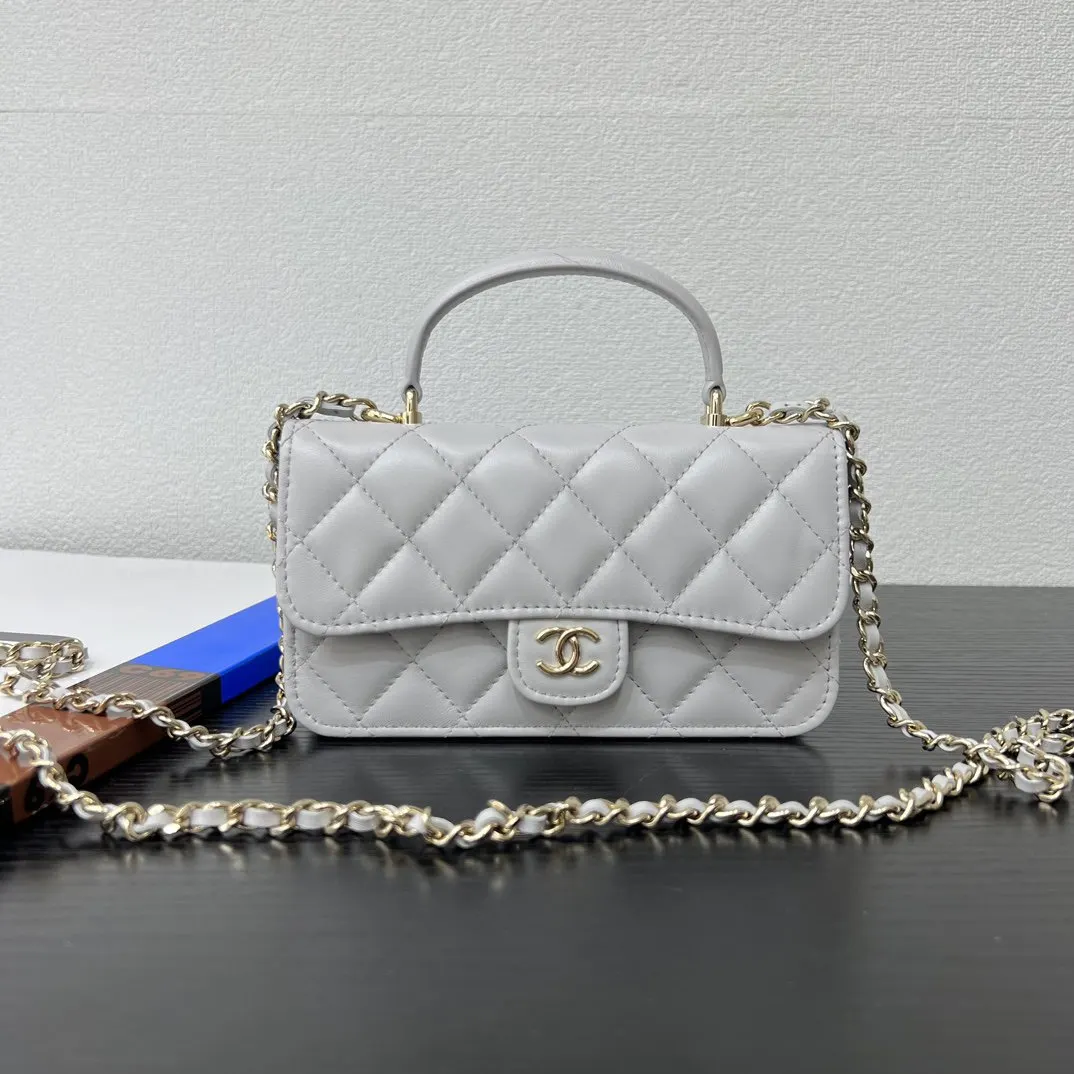 CHANEL 22 Bag 銀灰色羊皮鏈條包 單肩款
