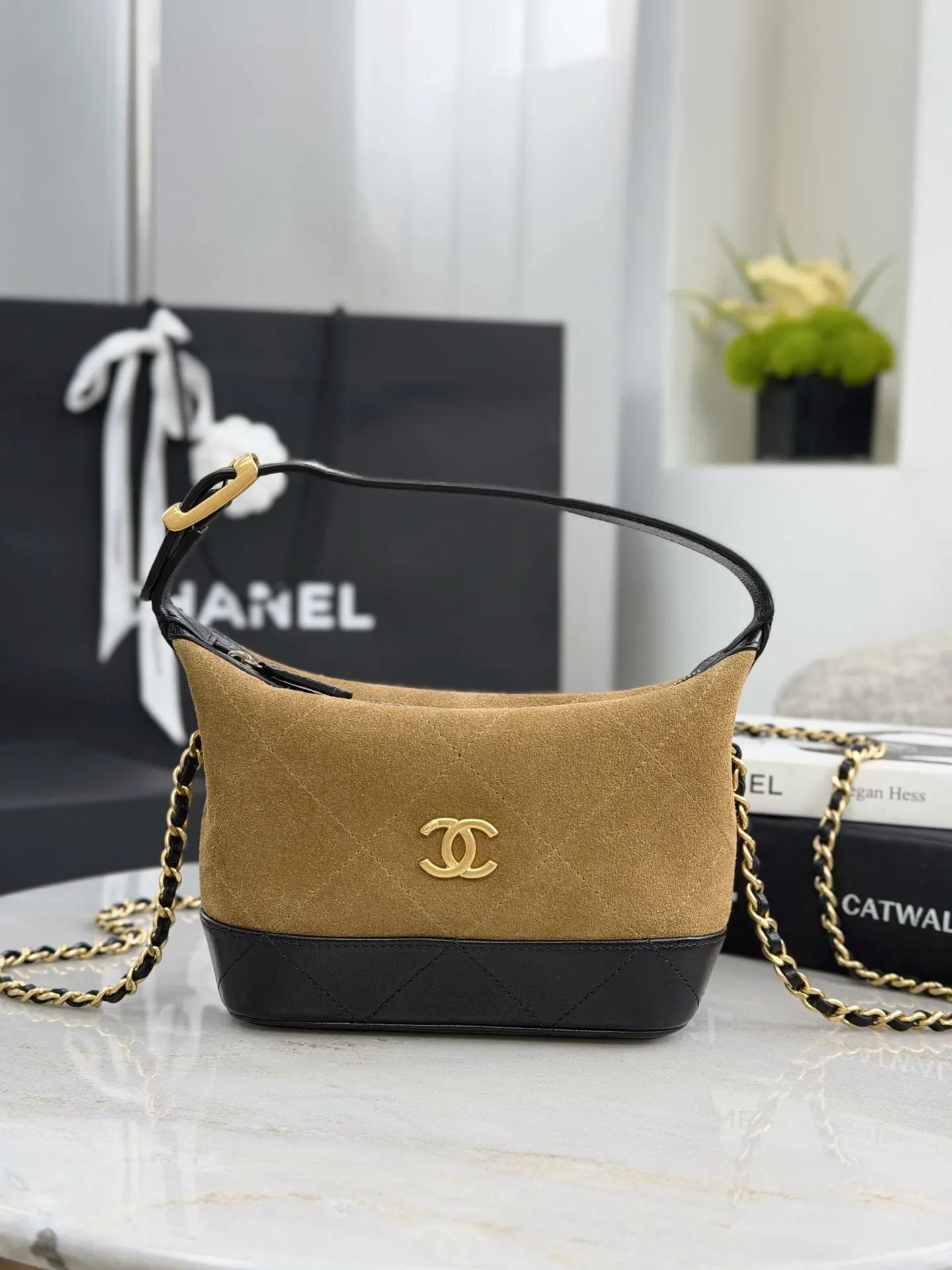 CHANEL 麂皮19 Bag鏈條包 單肩斜挎