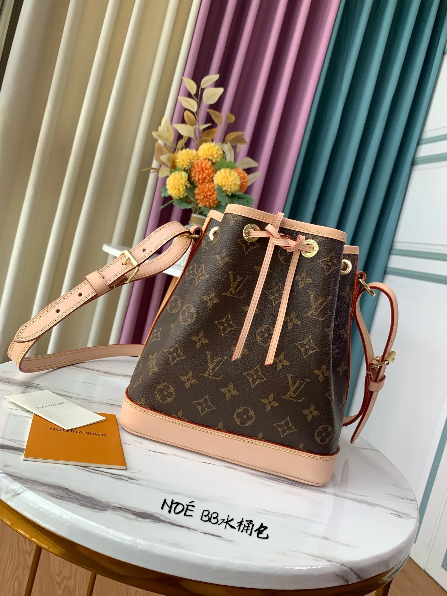 LV Mo品牌 精工之作 水桶包 休闲水桶款