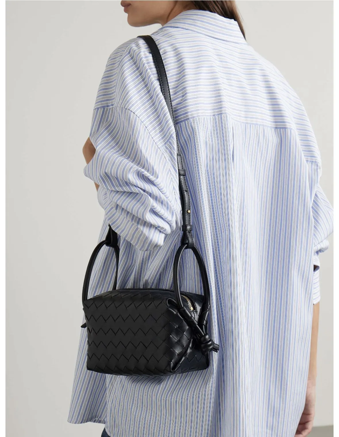 Crossbody Bag Lightweight Classic Image 9 Crossbody Bag Lightweight Classic Image 9