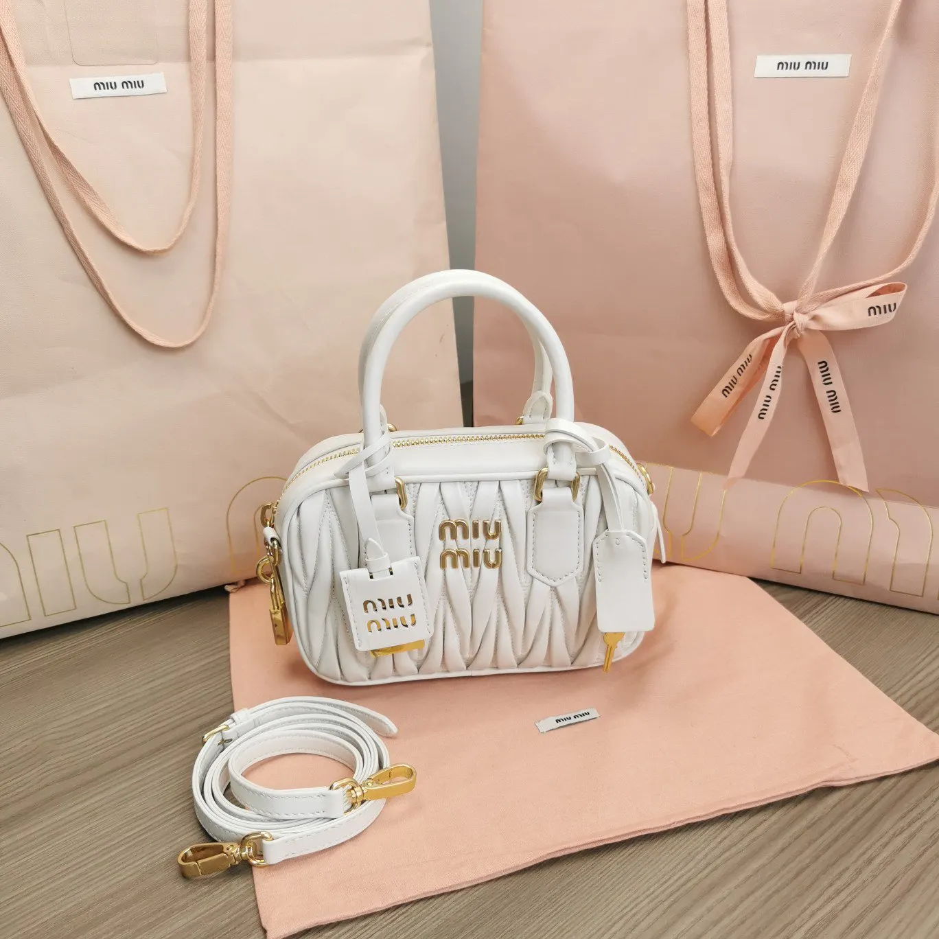 Miu 羊皮 手提包 通勤手提款