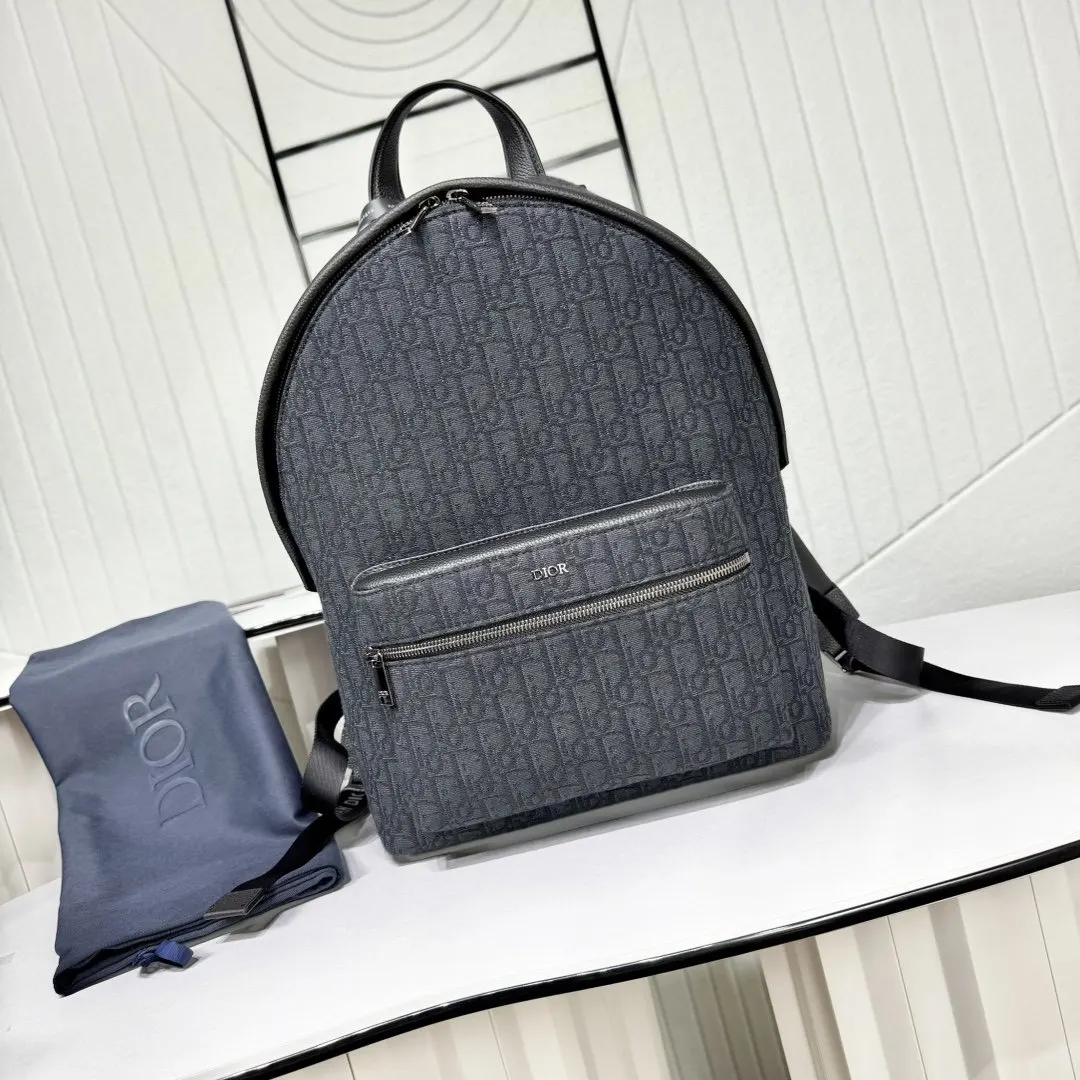 Dior 黑色 牛皮 市场 打版 保证进口头层牛皮 拒绝 雙肩包 实用雙肩款