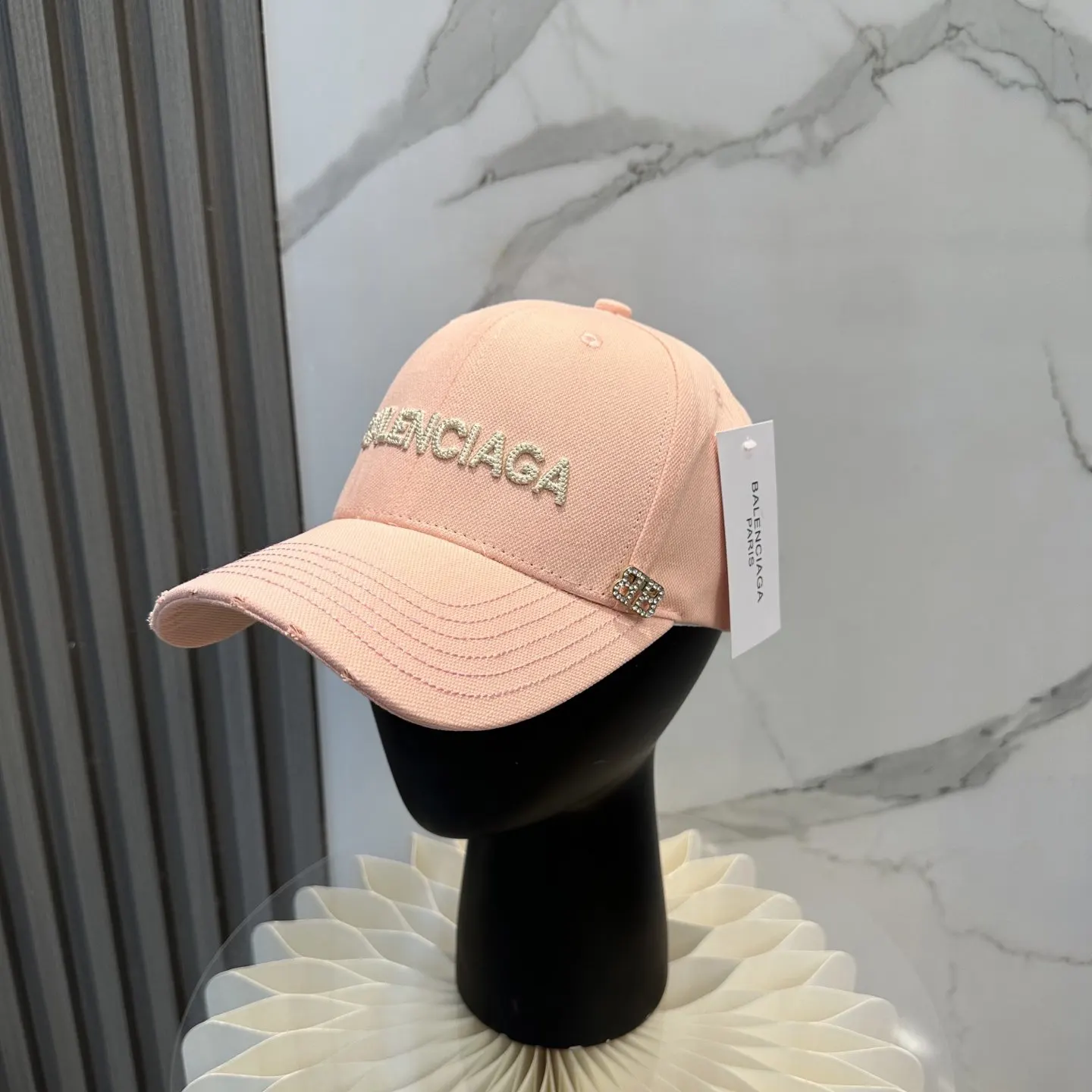 Balenciaga 棒球帽 精致搭配款