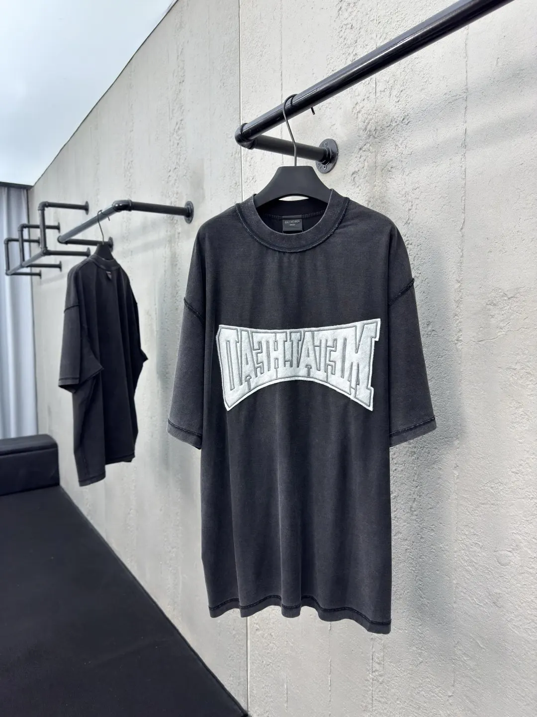 Balenciaga Logo 短袖T恤 街頭休閒款