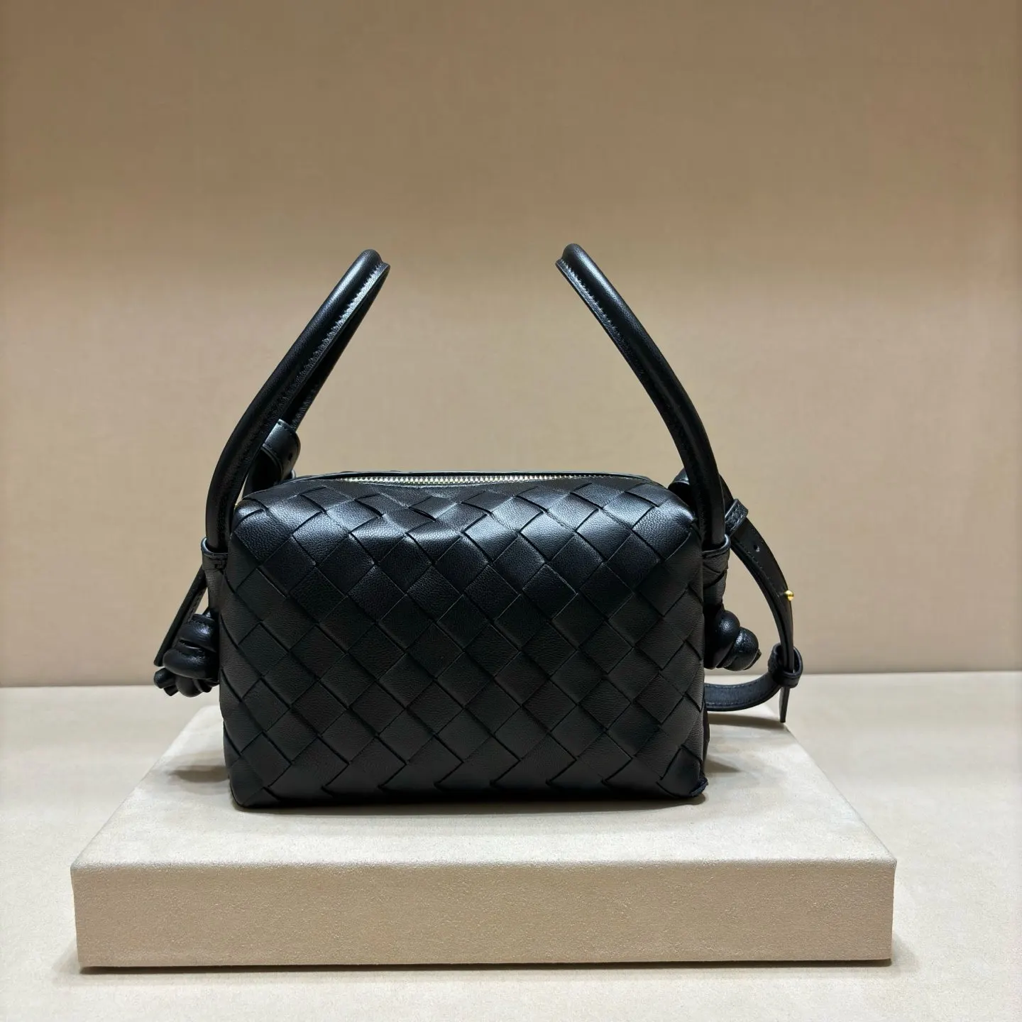 Crossbody Bag Lightweight Classic