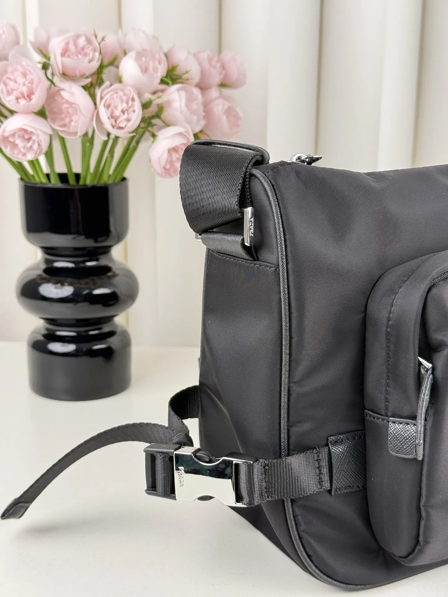 Crossbody Bag Lightweight Leather