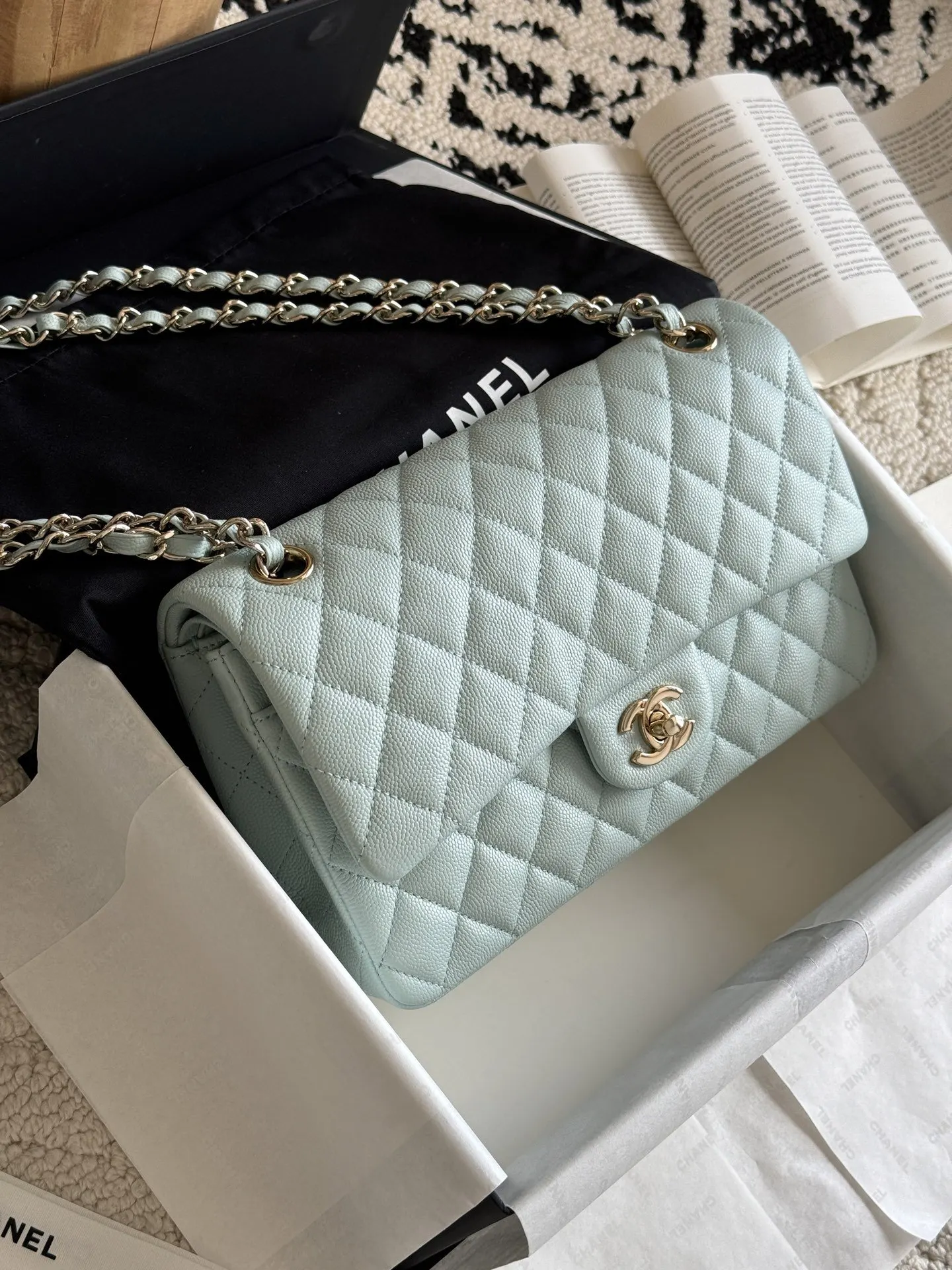 Crossbody Bag Lightweight Leather