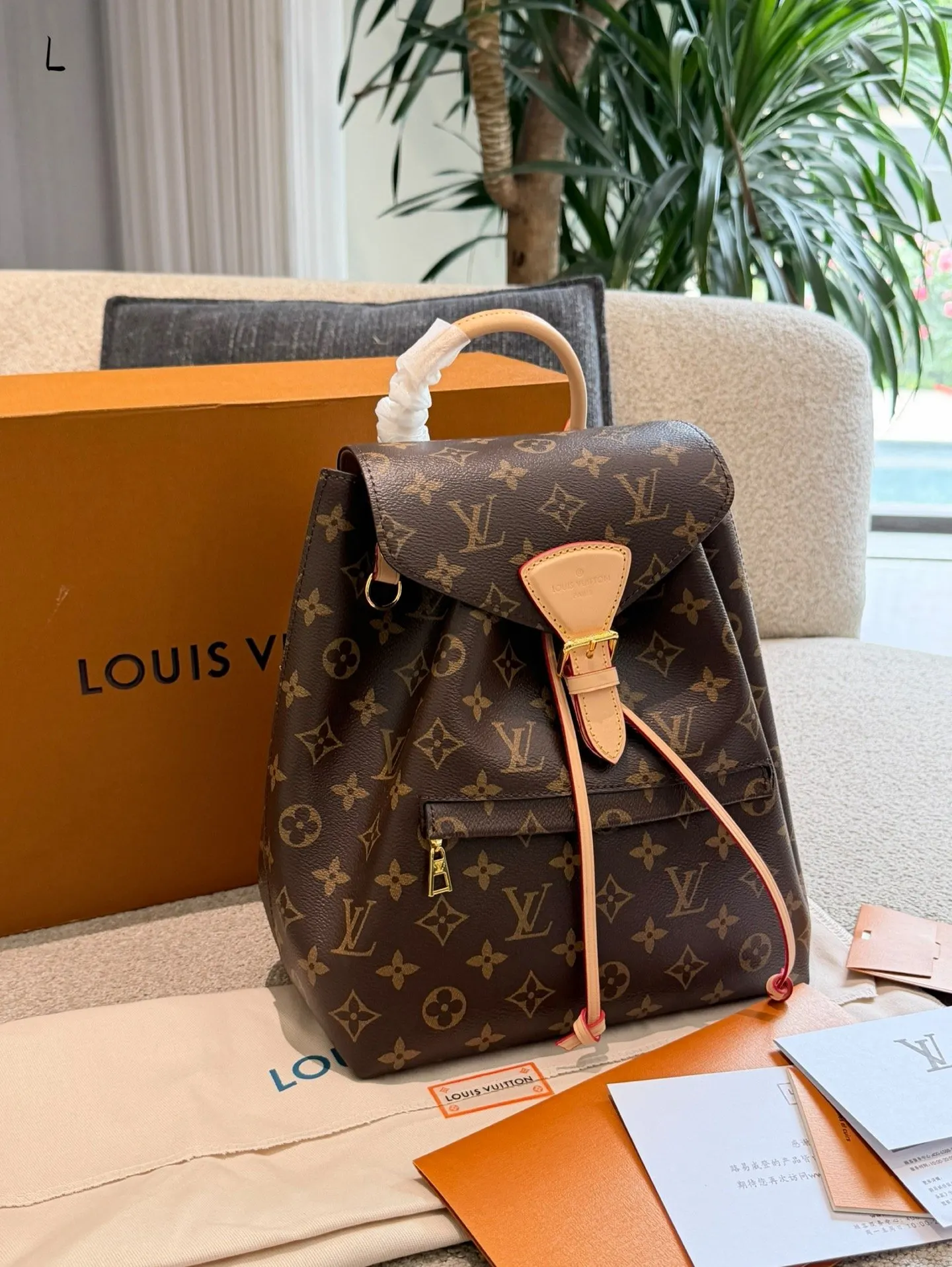 LV 老花 帆布 雙肩包 实用雙肩款
