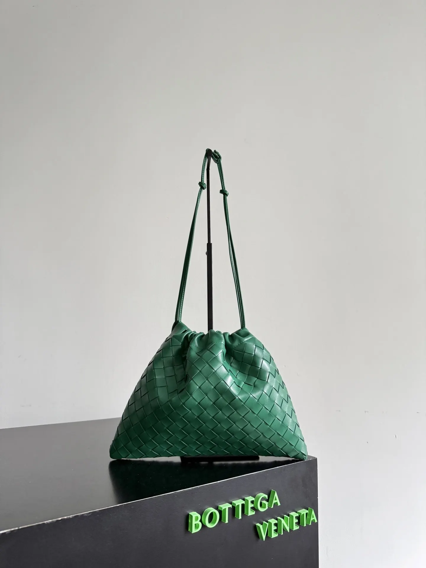 Bottega Veneta 尼龍 手拿包 精致手拿款