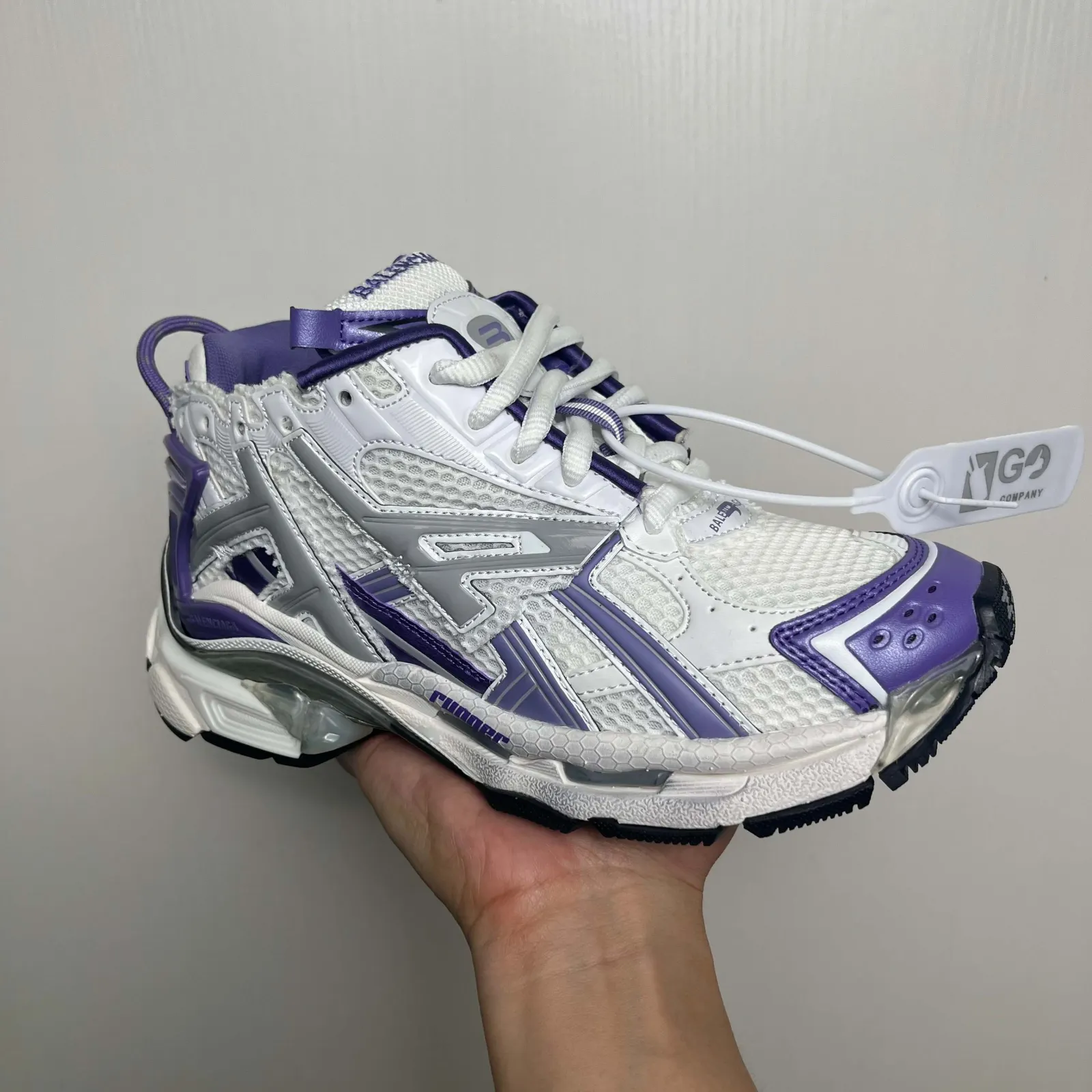Balenciaga 7 Style