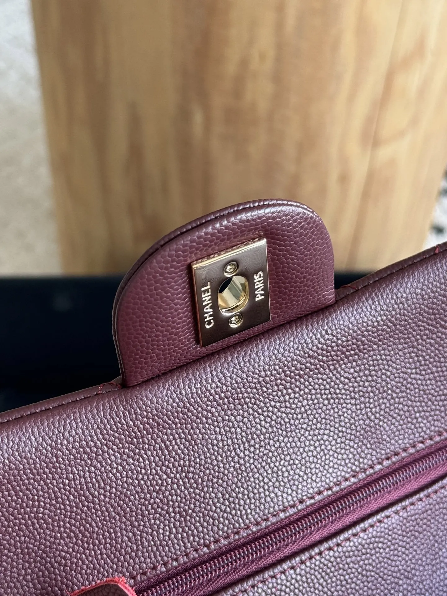 Crossbody Bag Lightweight Classic Leather