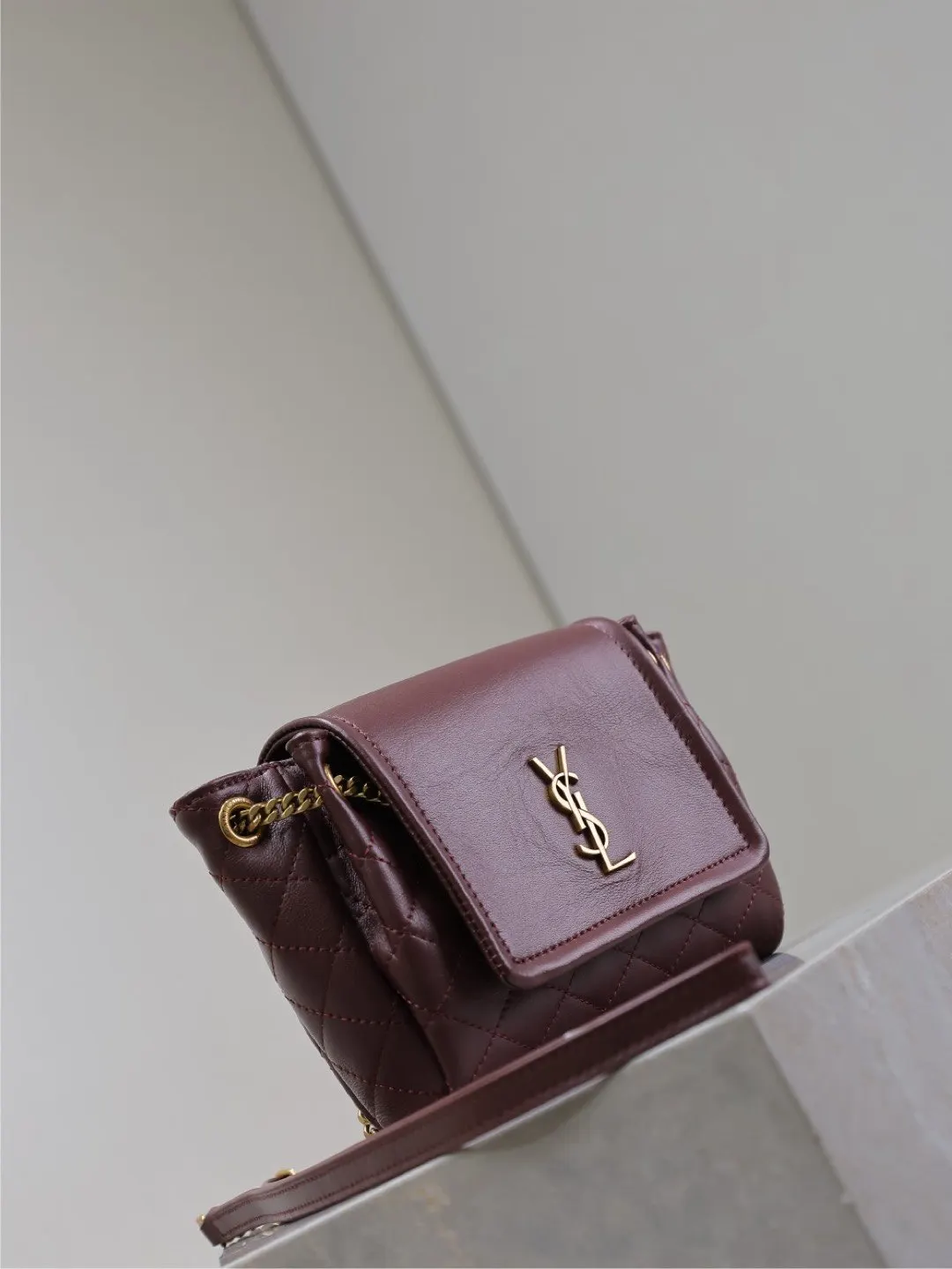 Gold Hobo Shoulder Bag Vintage