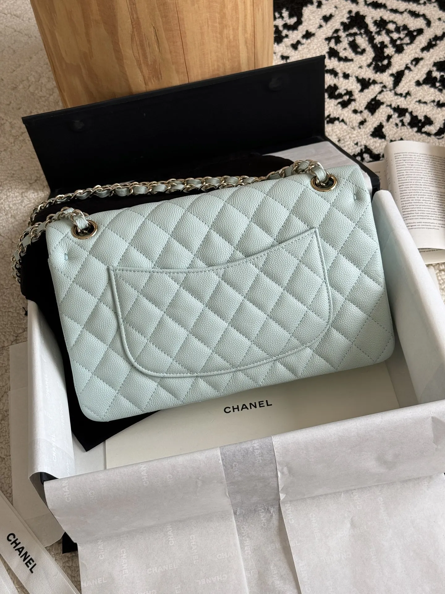 Crossbody Bag Lightweight Leather