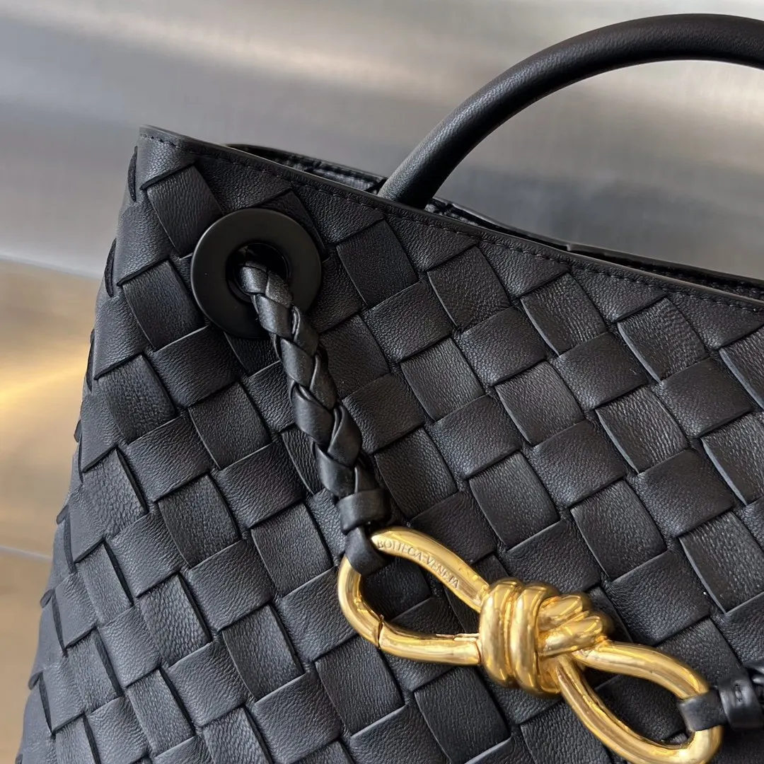 Gold Crossbody Bag Lightweight