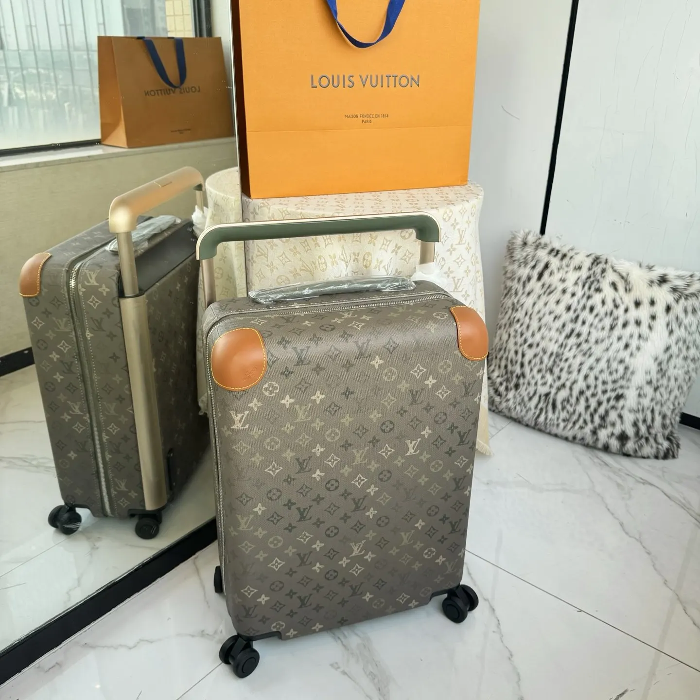 LV 老花 绿色 Mo行李箱 旅行拉杆款 轻便出行款