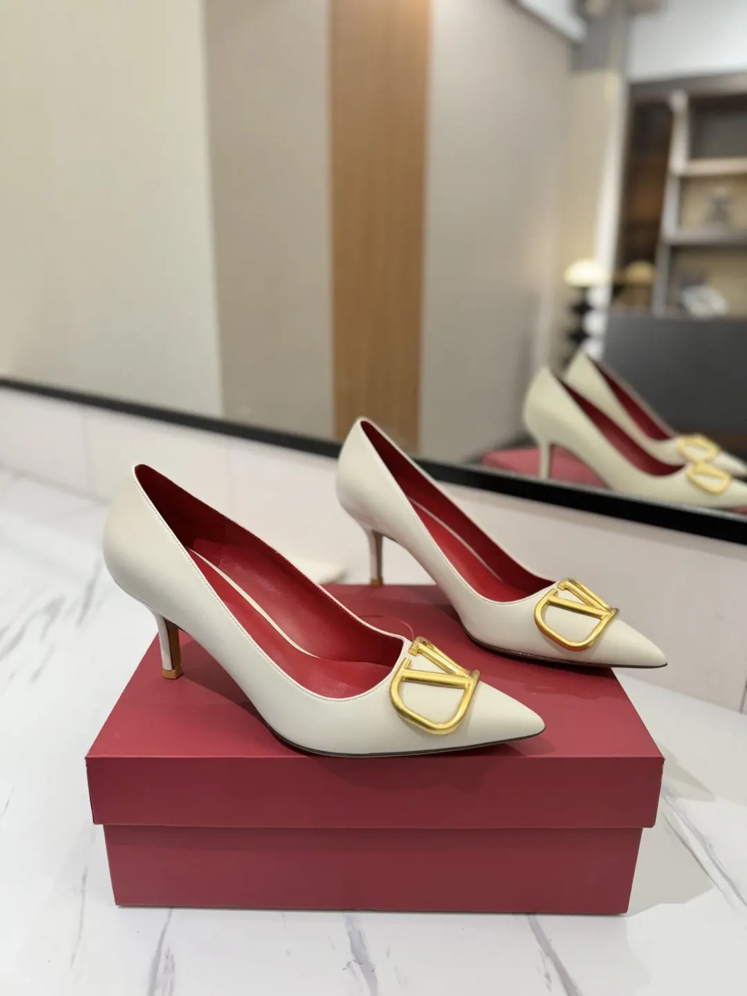 Gold Fashion Item Commuter