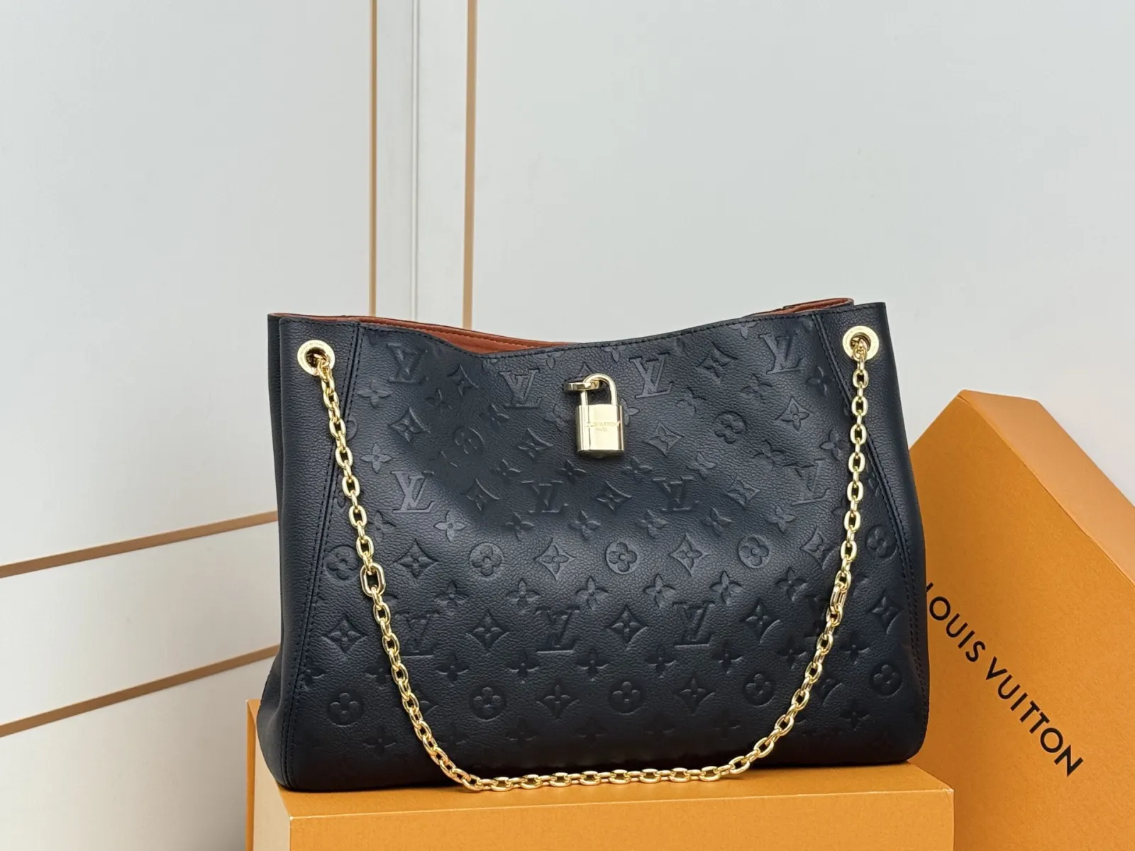 Black Hobo Shoulder Bag Vintage