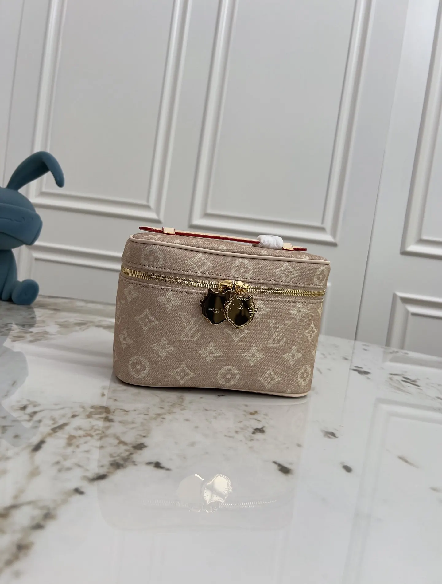 LV 金色 帆布 化妝包 便携收納款