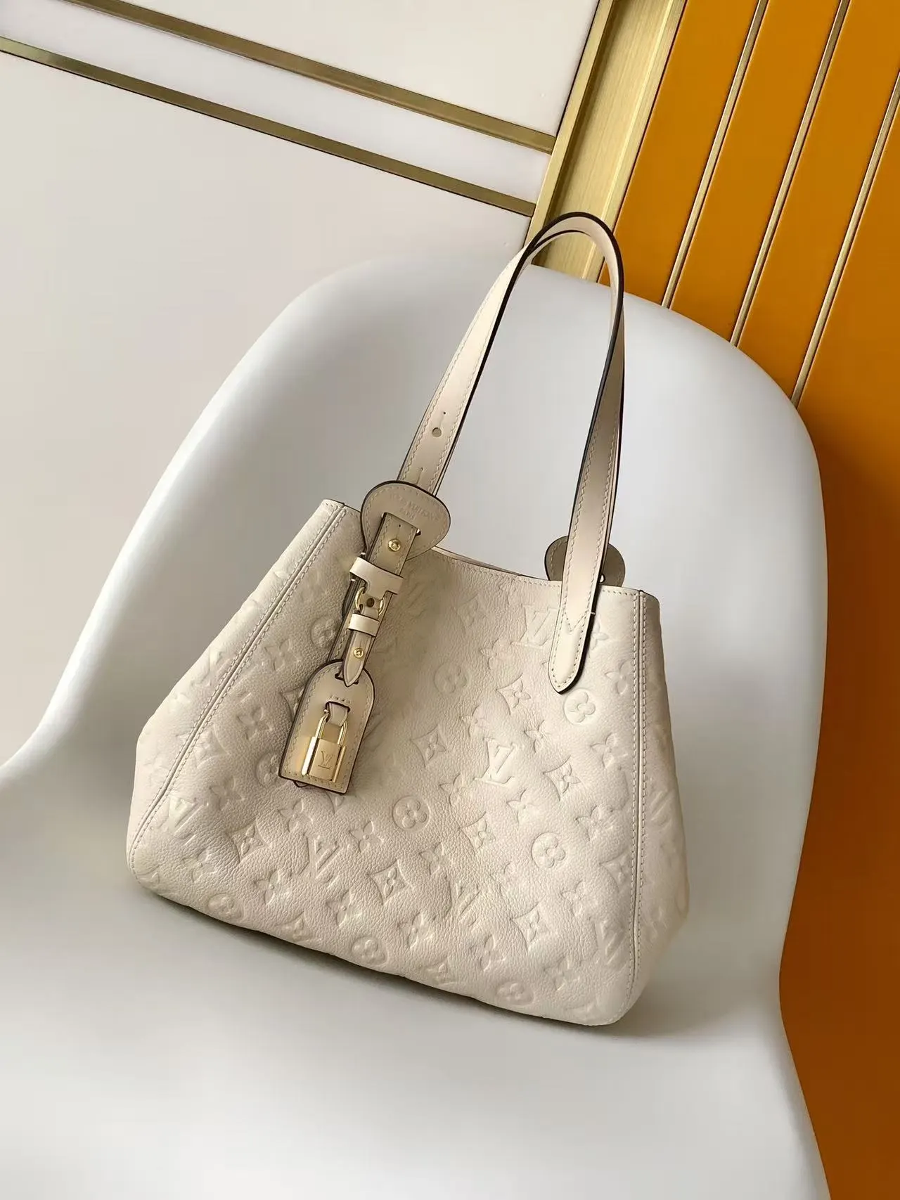 LV Hobo 黑色 米白 牛皮 托特包 大容量托特款