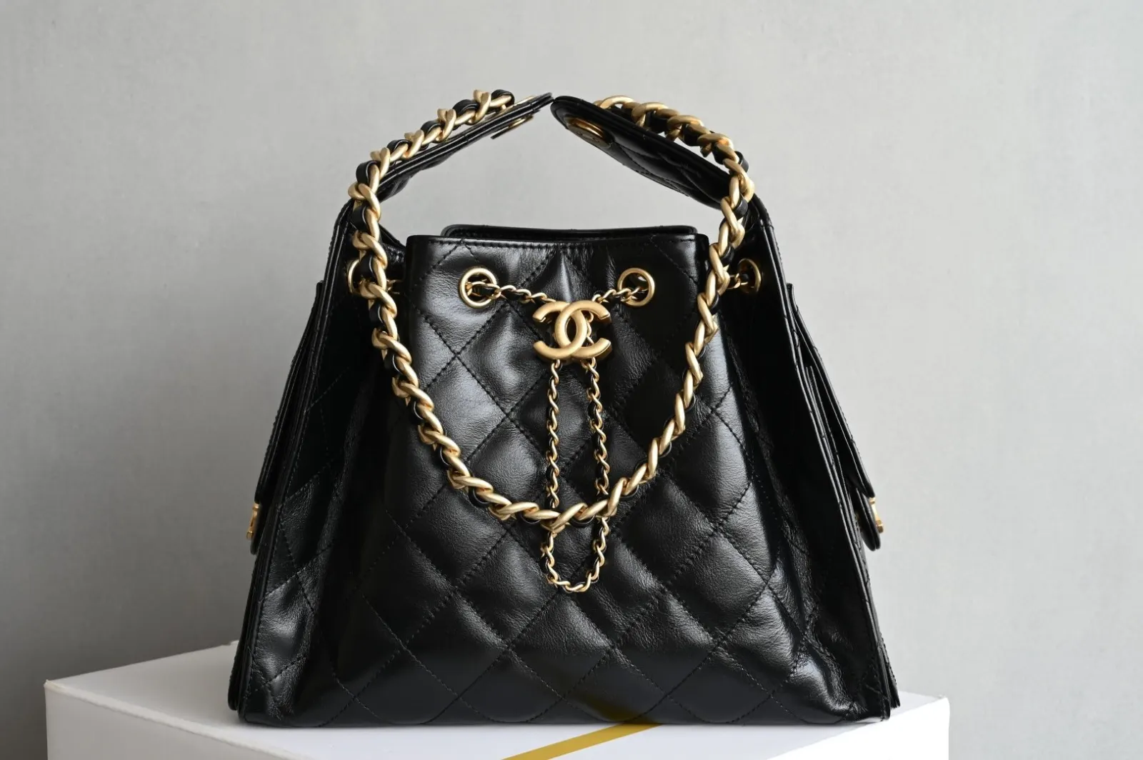 Black Hobo Shoulder Bag Vintage