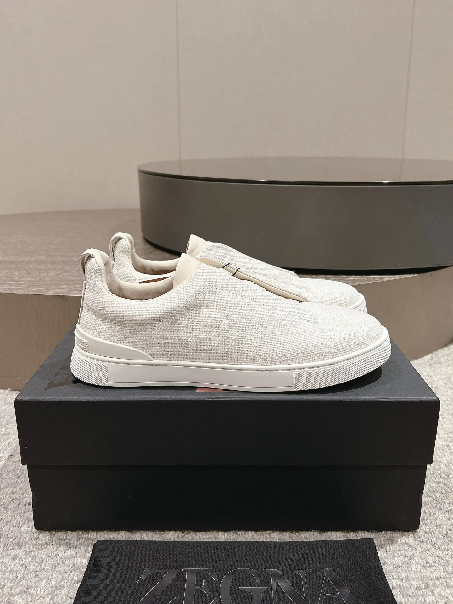 Triple S Ss Casual Versatile Image 1 Triple S Ss Casual Versatile Image 1