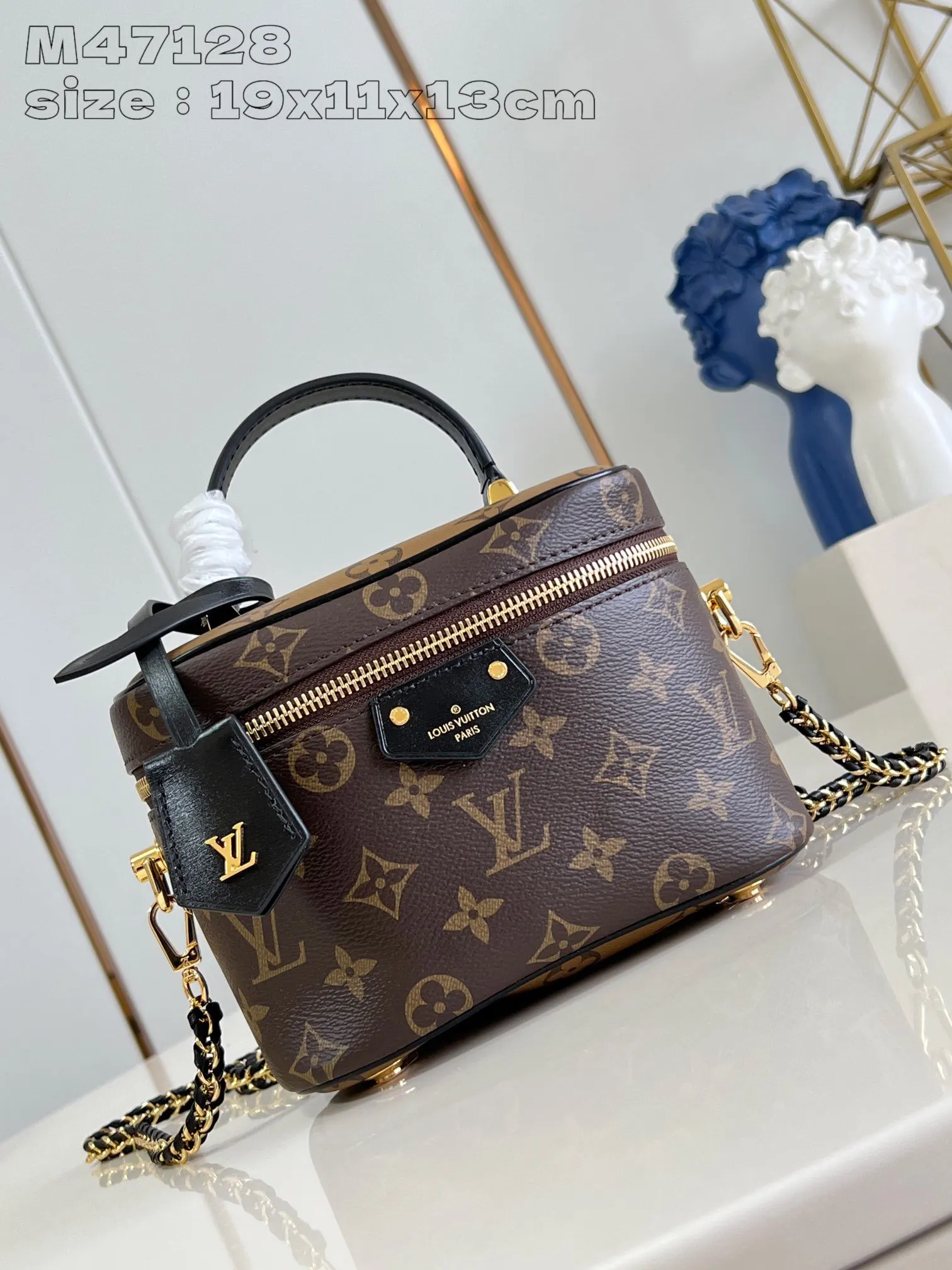 Louis Vuitton Chain Bag Canvas