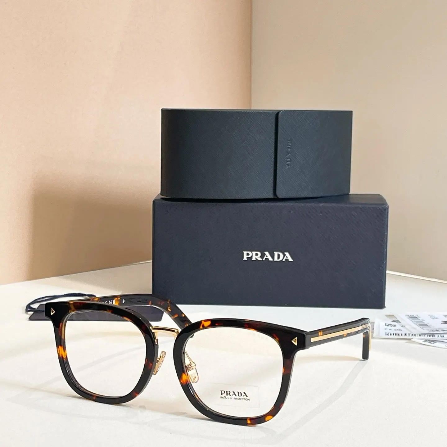 Prada Fashion Item Fashion
