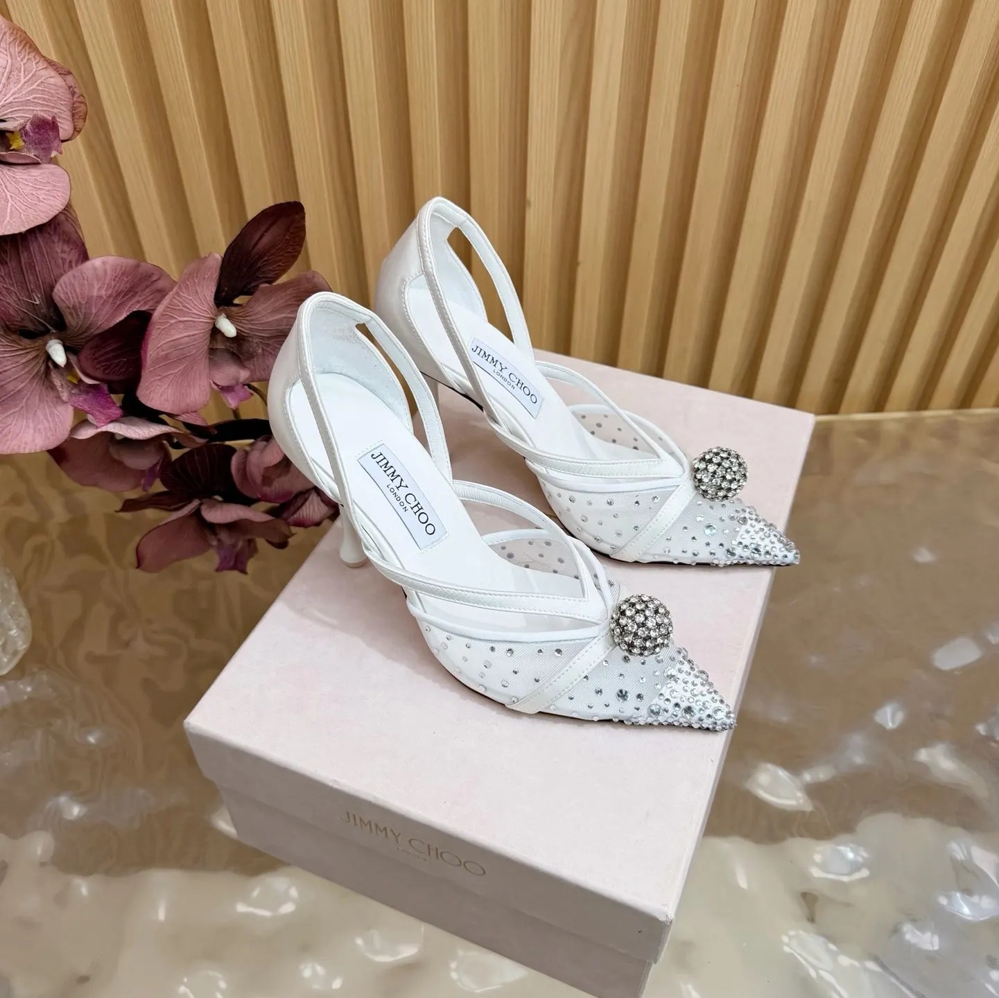 Jimmy Choo Sneakers Casual Versatile Image 1 Jimmy Choo Sneakers Casual Versatile Image 1