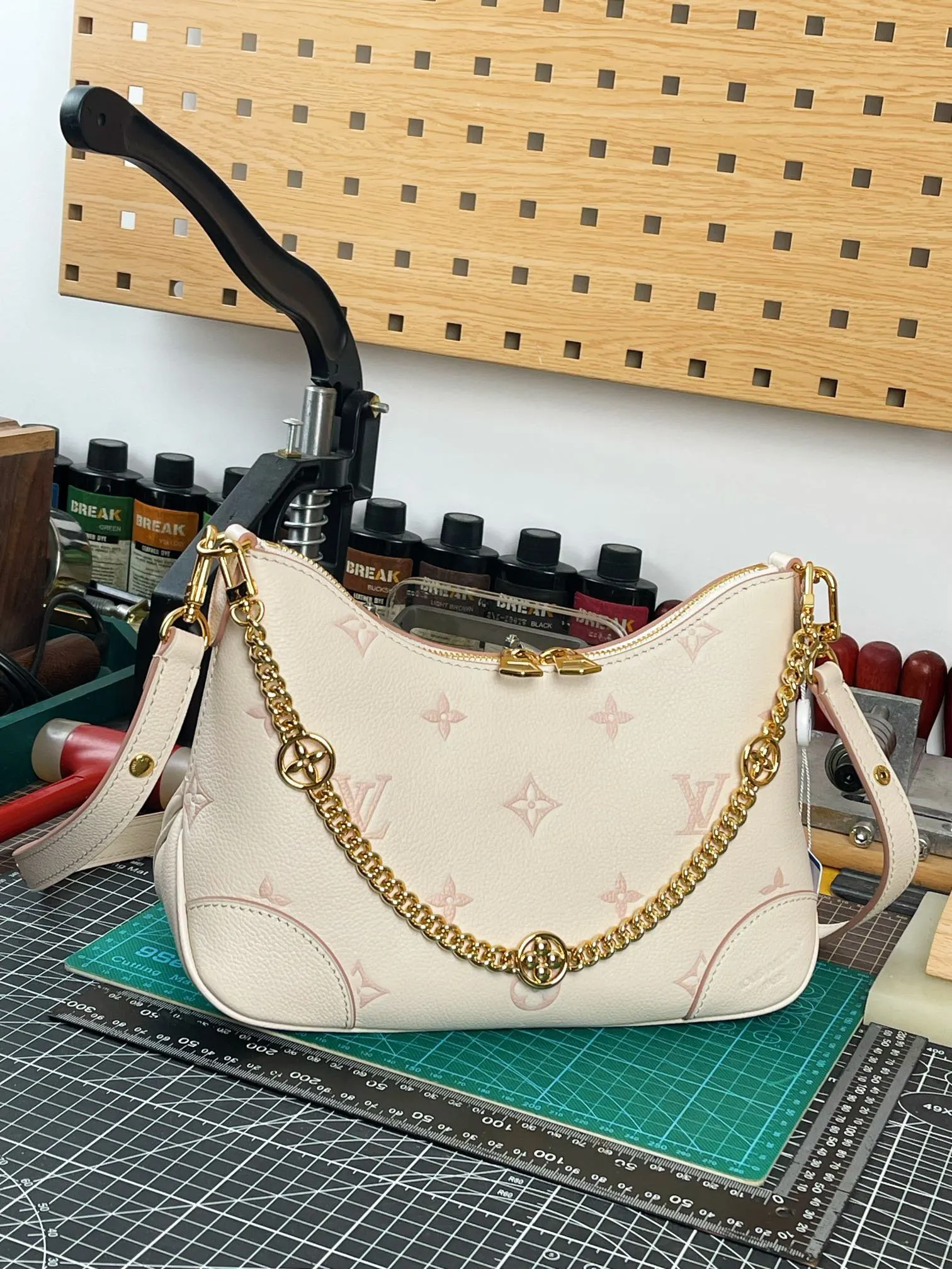 LV Mo鏈條包 精致鏈條款