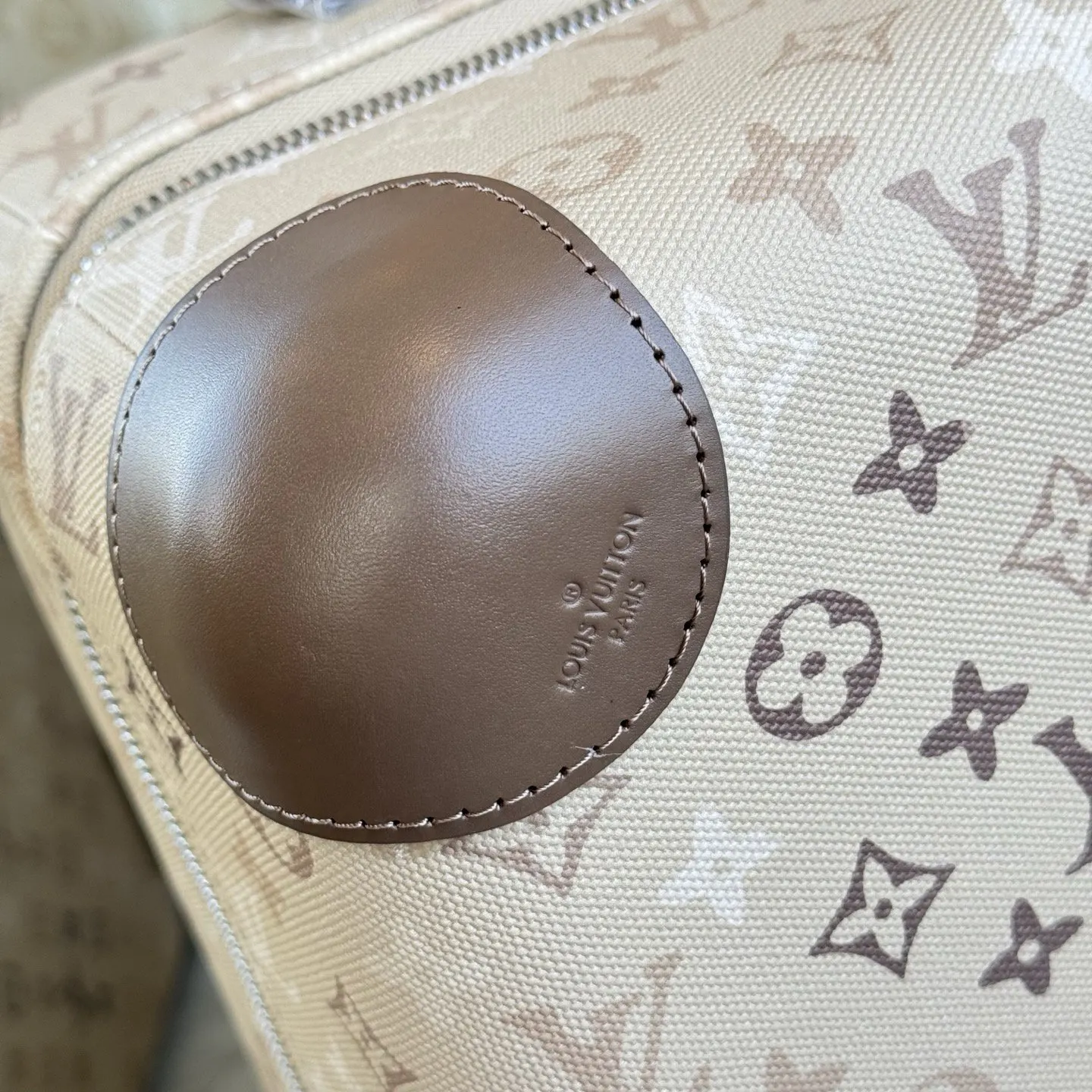 Louis Vuitton Monogram Suitcase Travel Lightweight