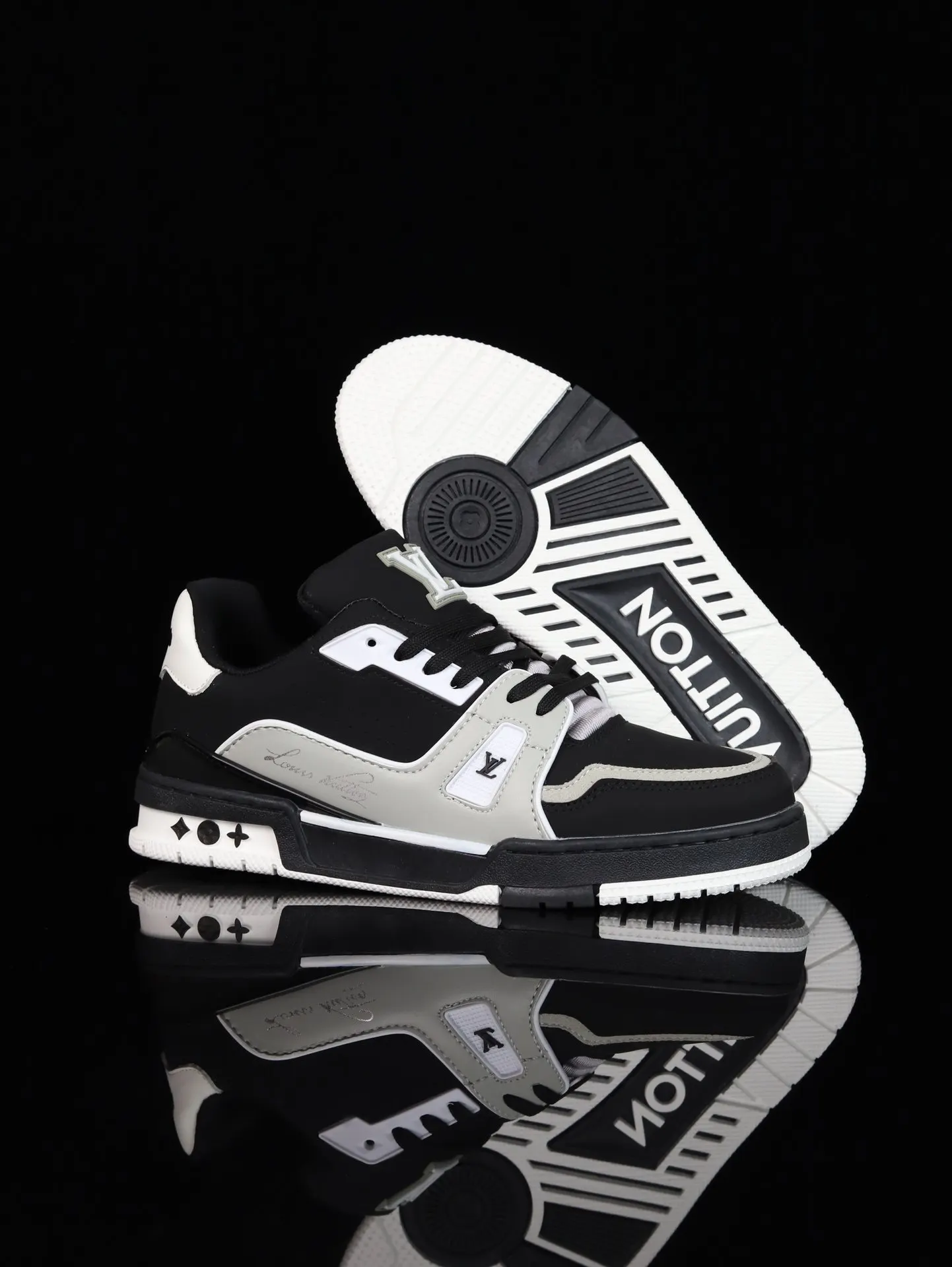 LV Sneakers Casual Versatile