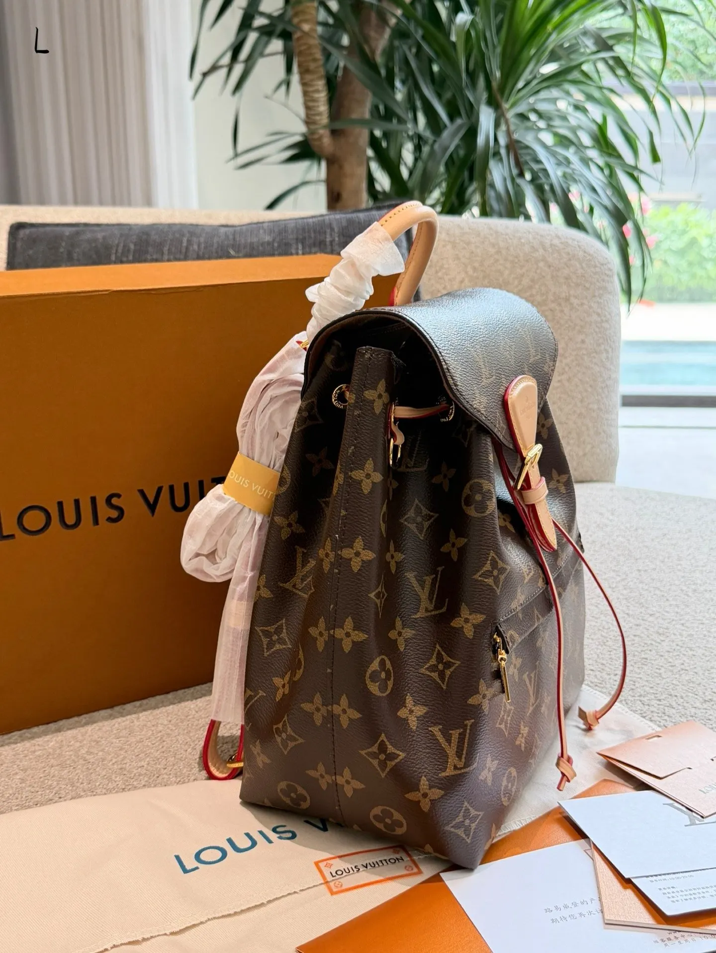 LV 老花 帆布 雙肩包 实用雙肩款