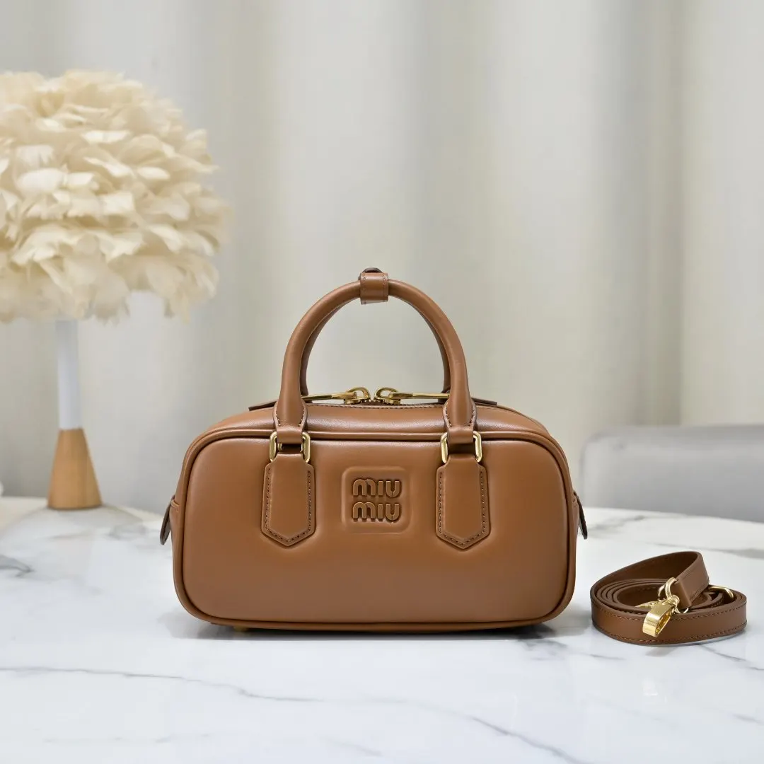 Top Handle Bag Commuter Leather