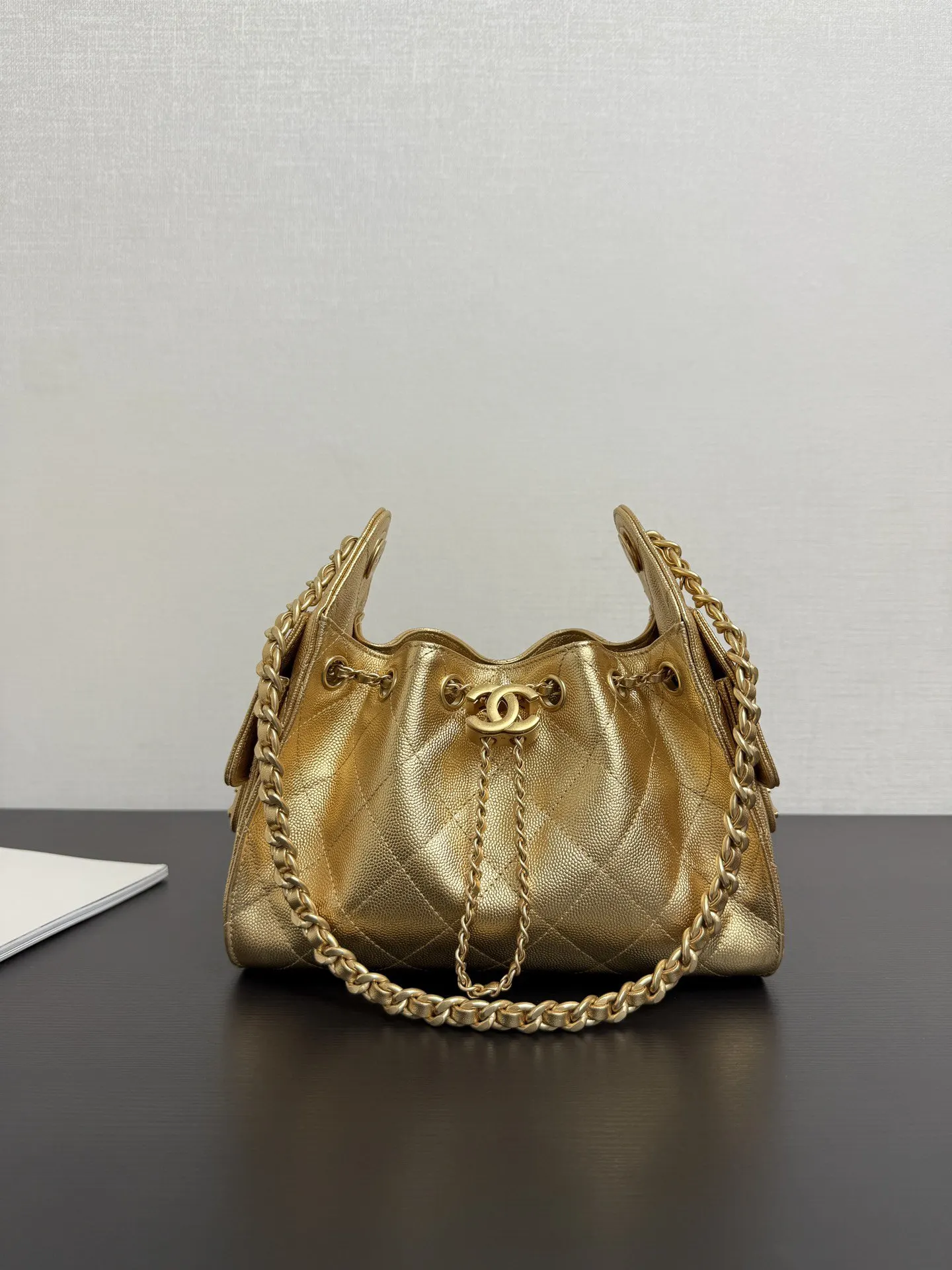 CHANEL 魚子醬牛皮22 Bag鏈條包 單肩斜挎