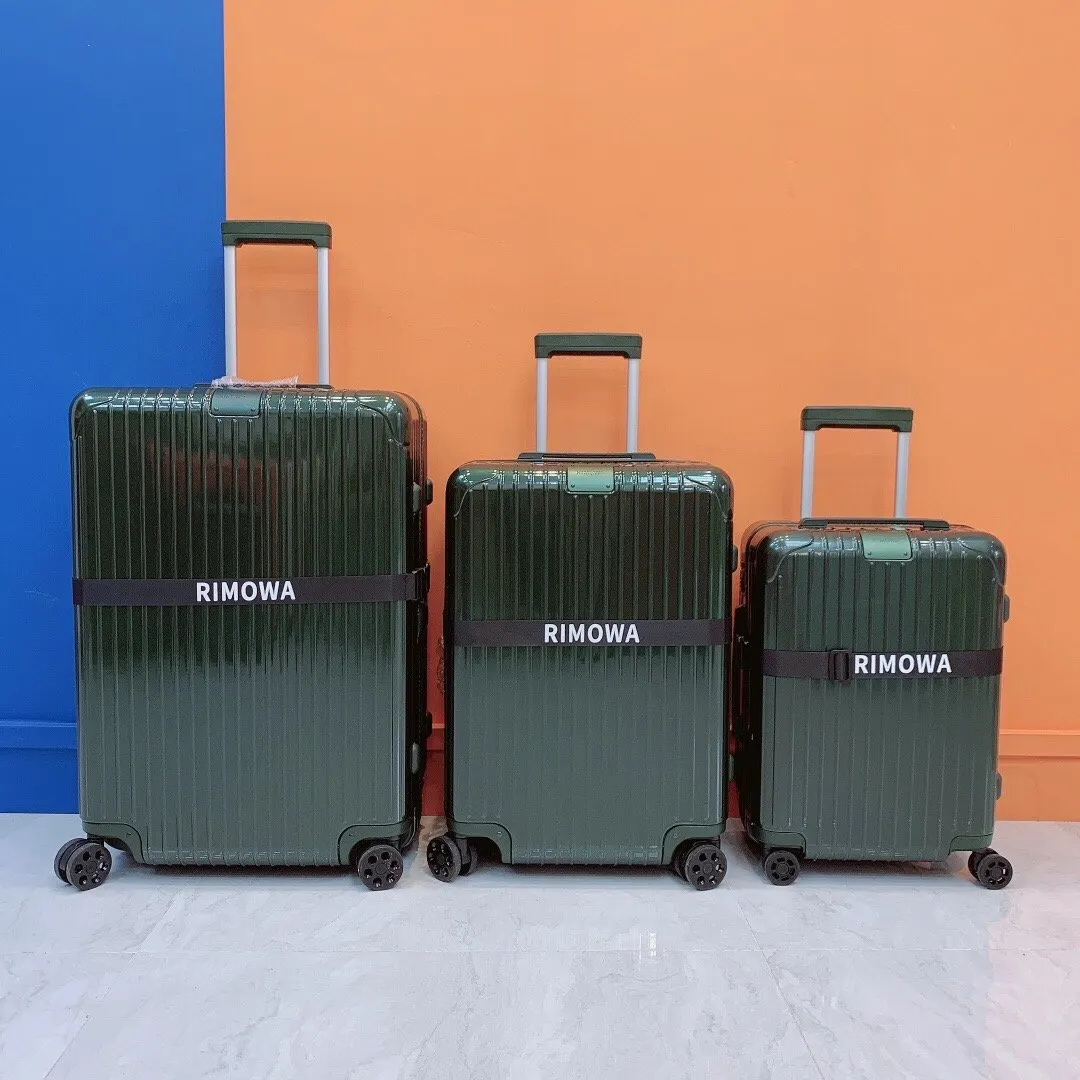 黑色 白色 RIMOWA 日默瓦Essential 行李箱 旅行拉杆款 輕便出行款