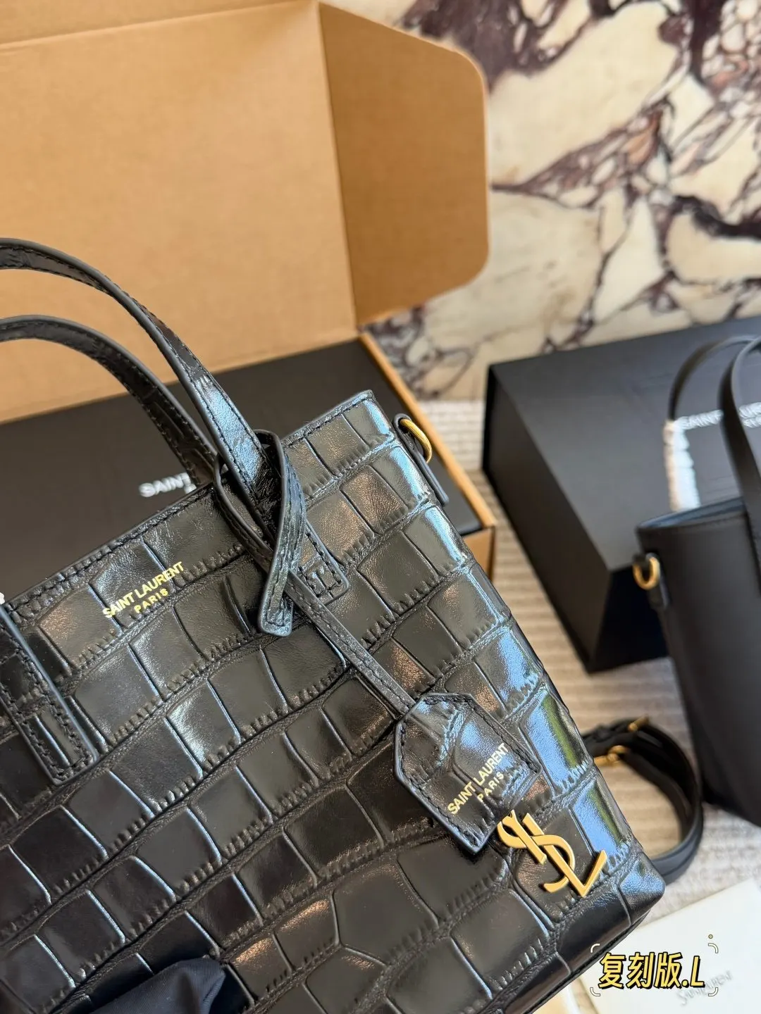 YSL 牛皮 盒 迷你 水 水桶包 休閒水桶款
