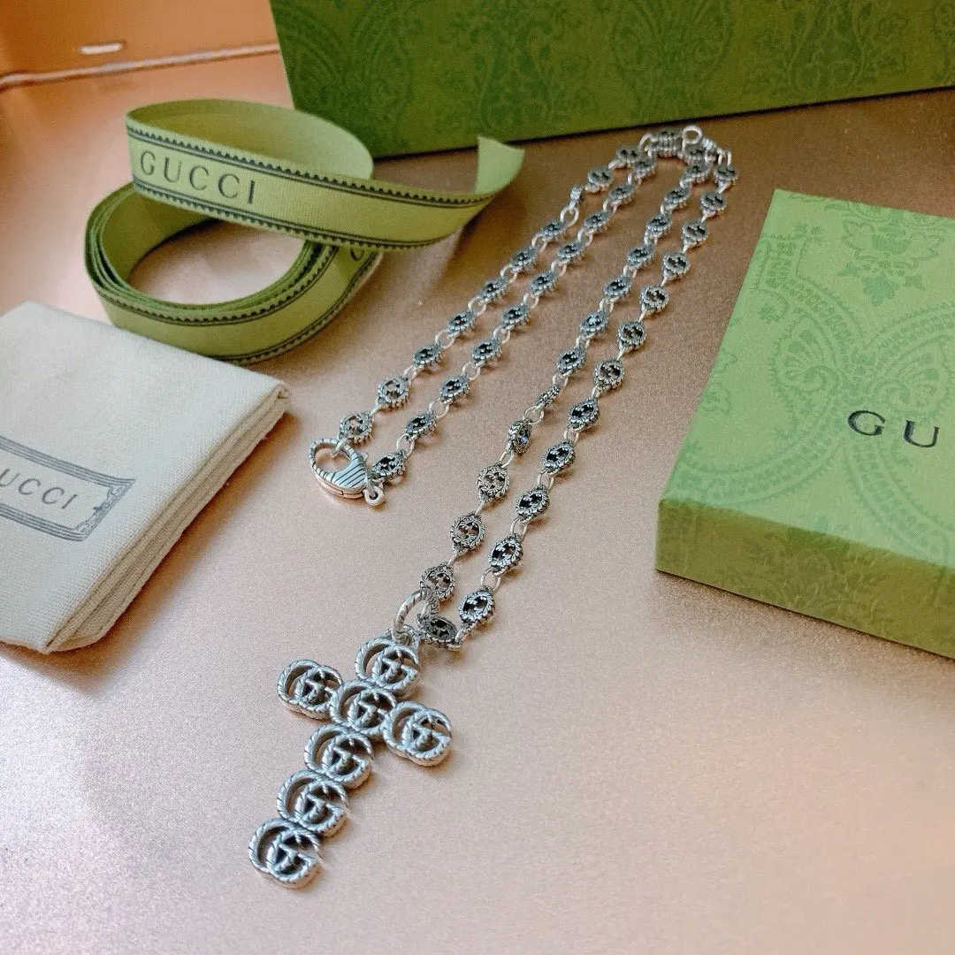 Gucci 鏈條包 單肩斜挎款
