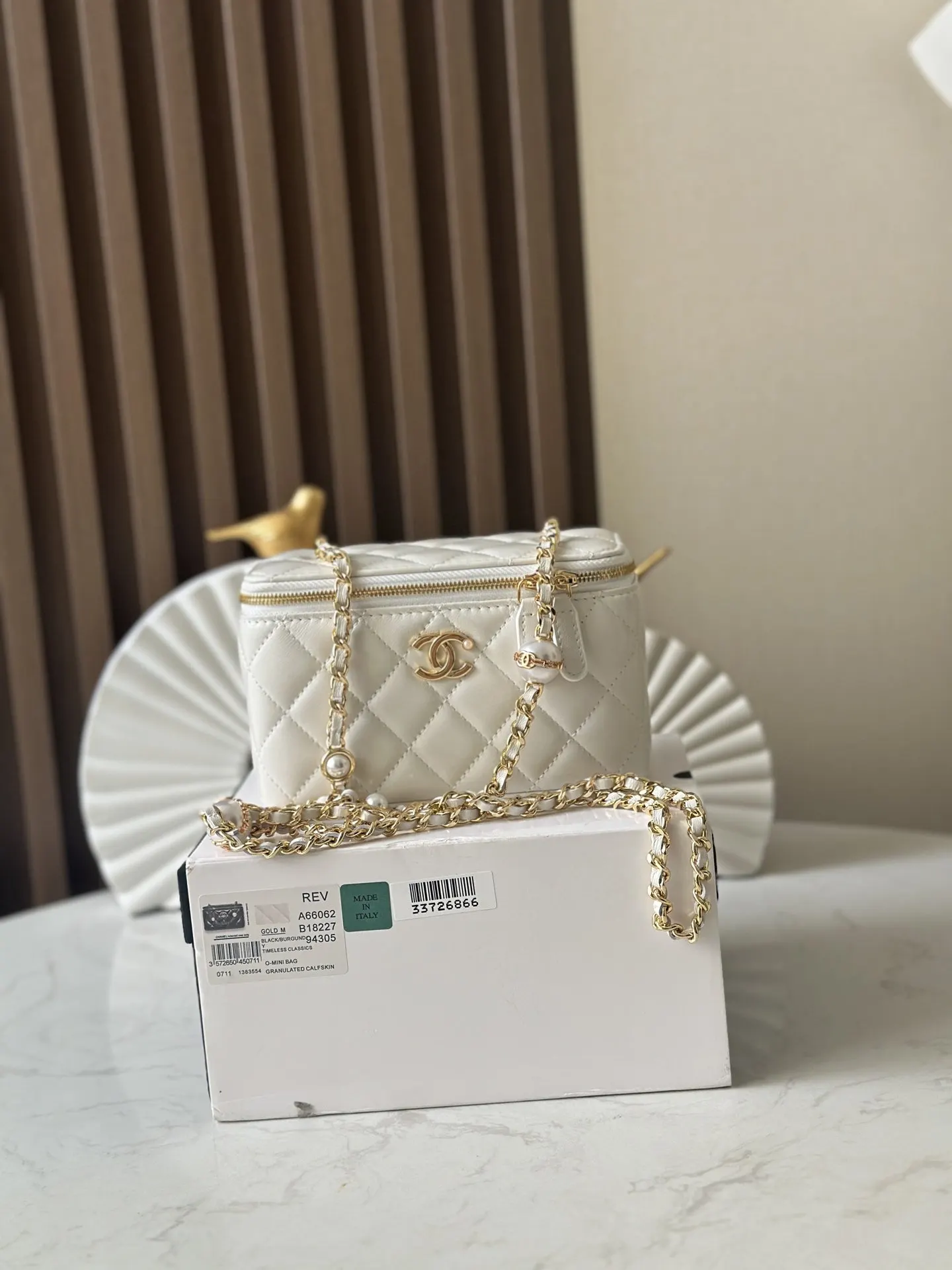 CHANEL 羊皮鏈條化妝包 單肩斜挎