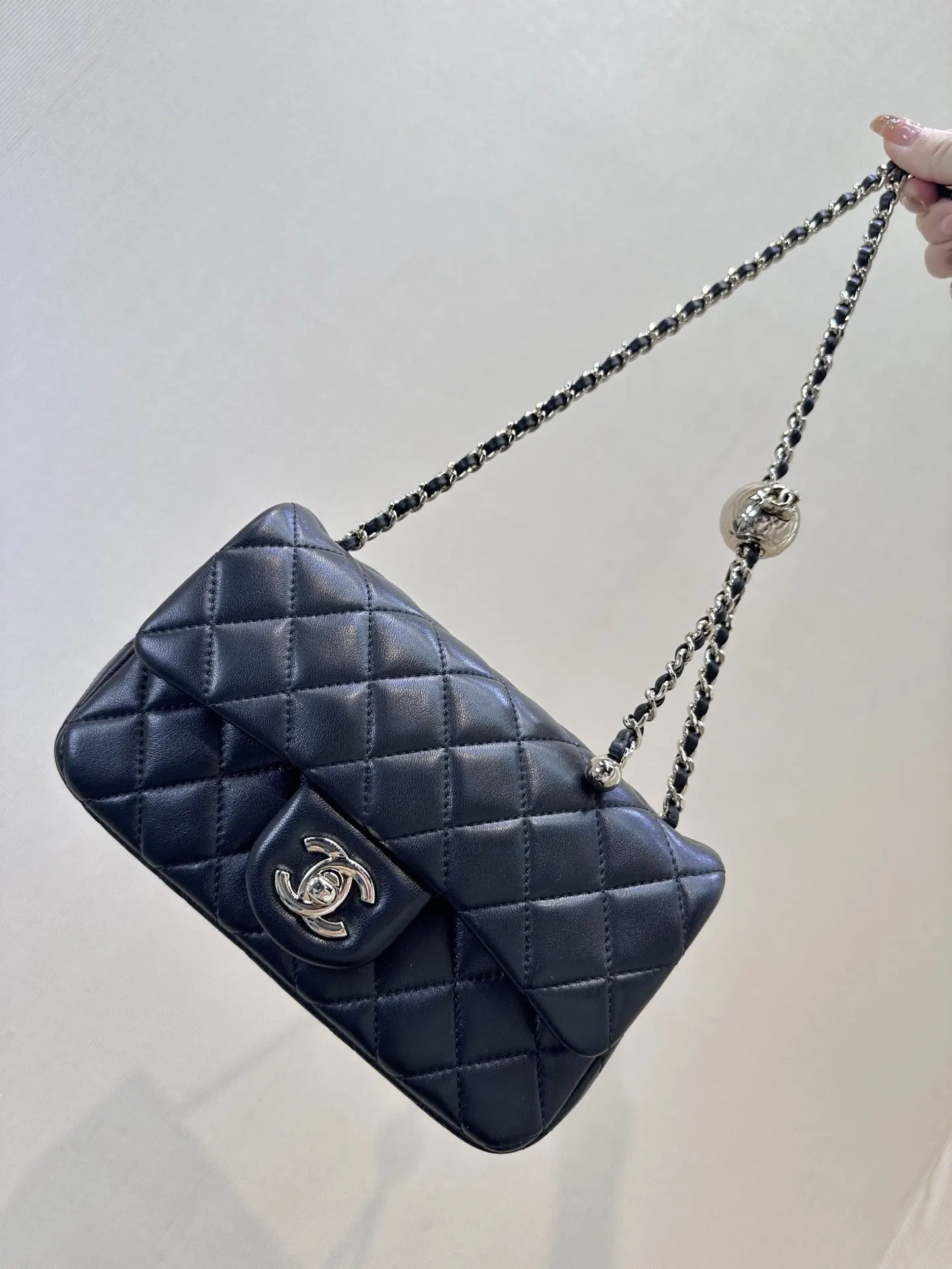 CHANEL 菱格紋牛皮翻蓋鏈條包 單肩斜挎