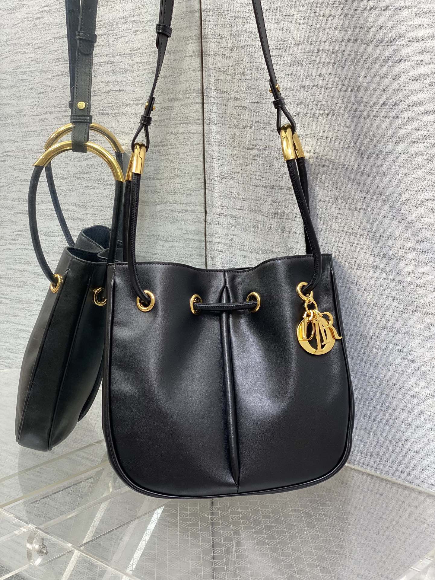 Dior 金色小牛皮包包 手提斜挎款