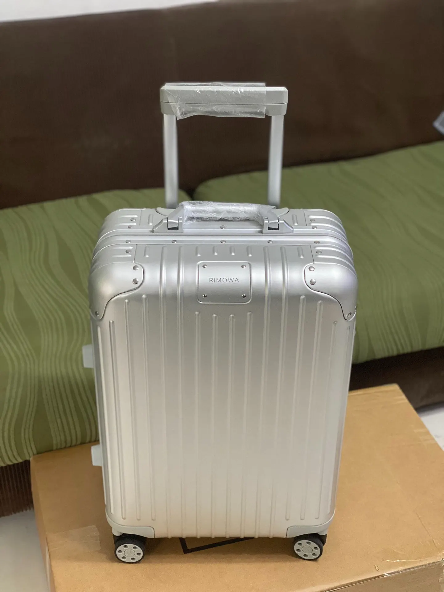 銀色 系列銀色 行李箱 旅行拉杆款 輕便出行款