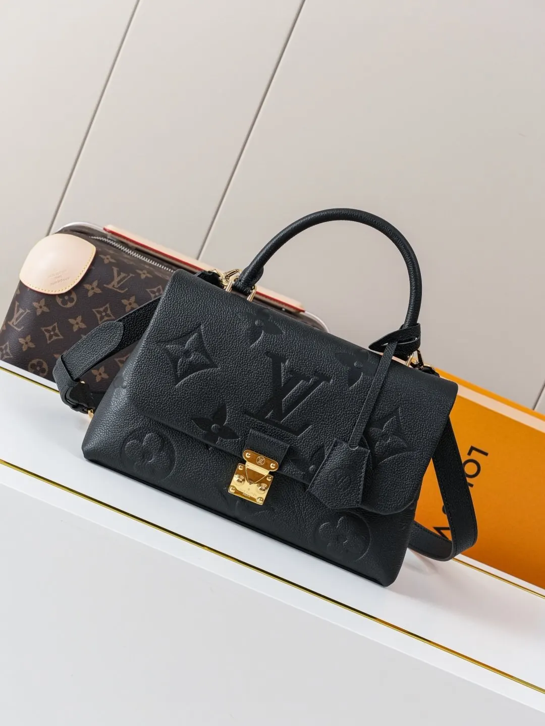 Organizer Pouch Travel Leather