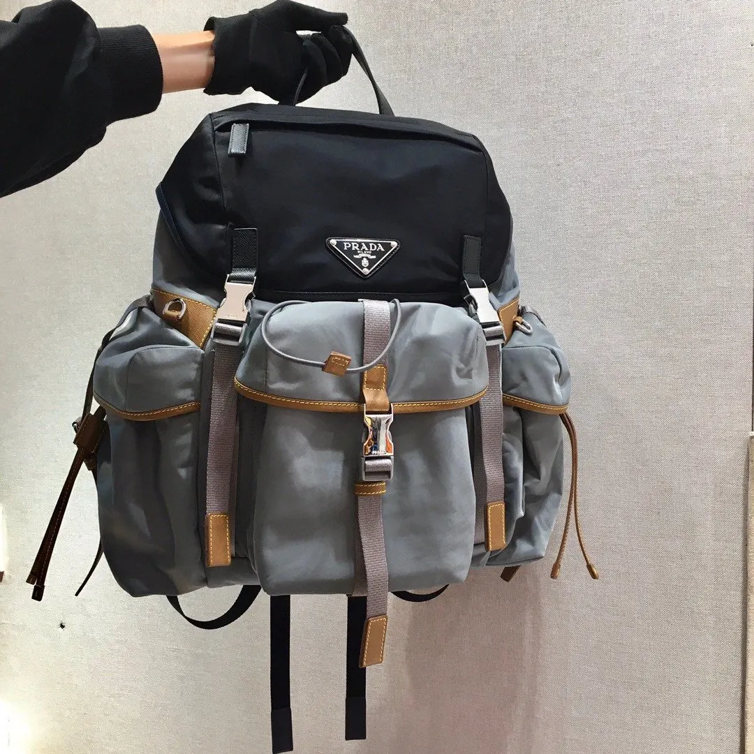 Saffiano 雙肩包 实用雙肩款