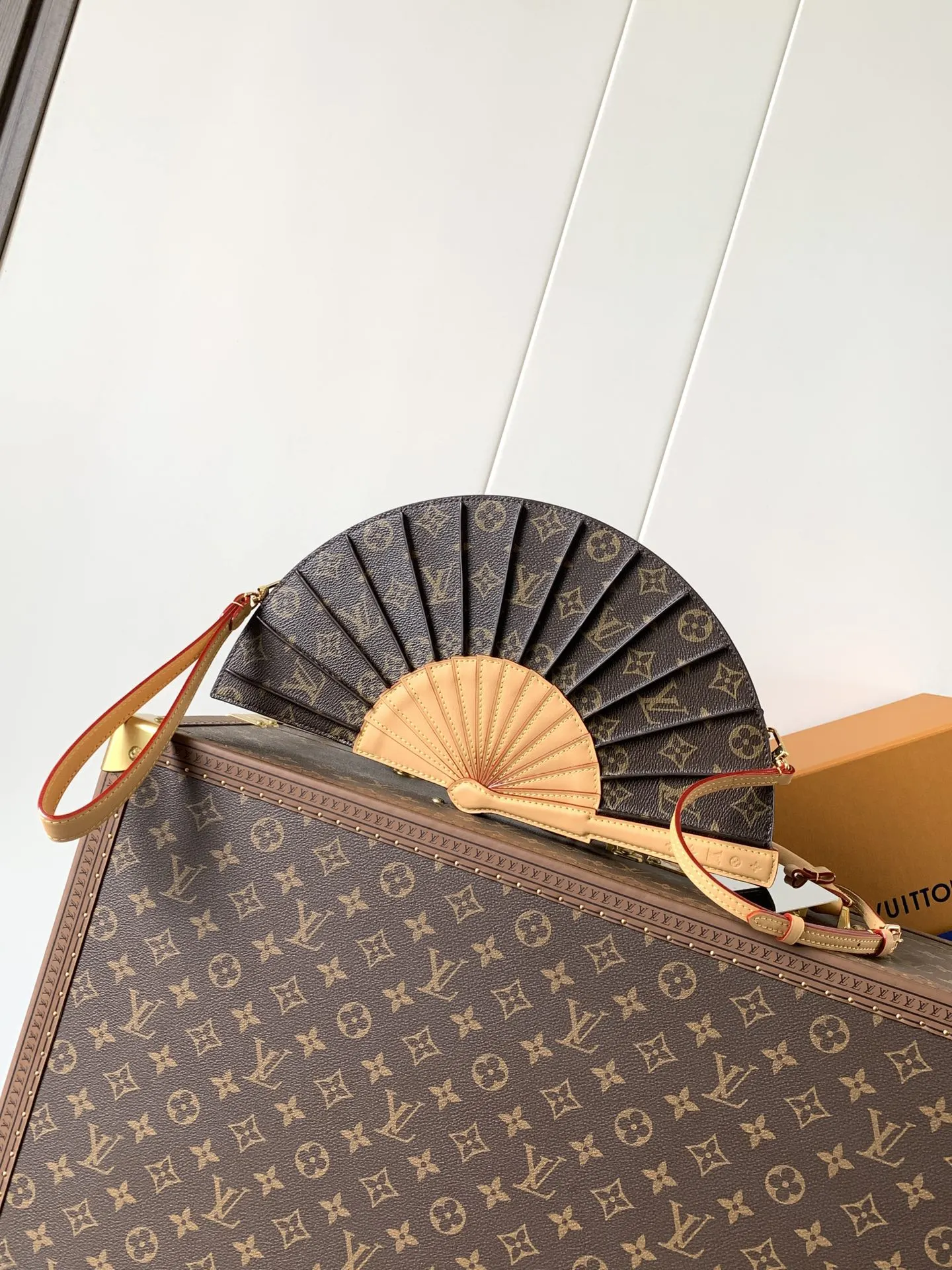 LV 牛皮 Fan 手袋取材 Mo收纳包 旅行收纳款