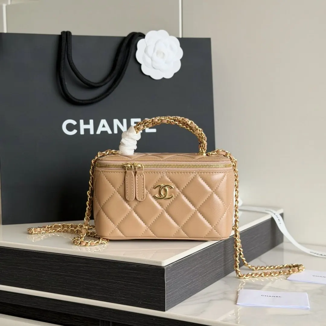 CHANEL 羊皮 上架 小羊皮 制作 质量 經典之作 华丽与 手提包 通勤手提款