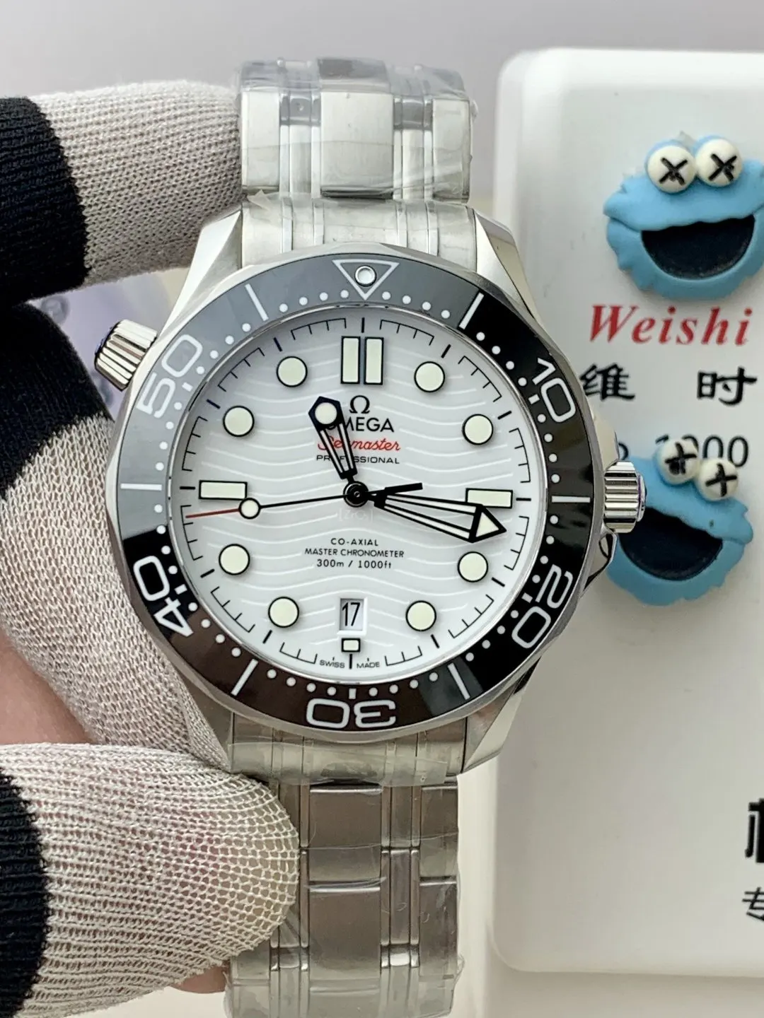 Omega 白色 OR Factoy将开启传奇⁠的篇章⁠ 手錶 經典腕表款
