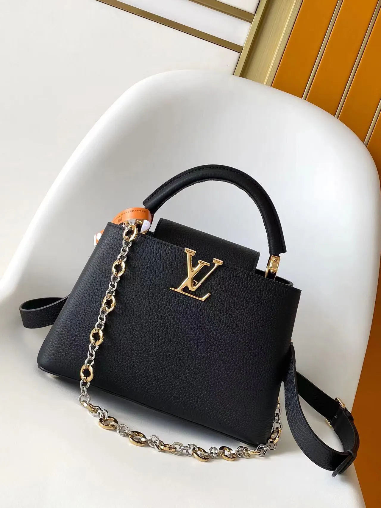 LV Capucines 黑色 米白 牛皮 鏈條包 精致鏈條款