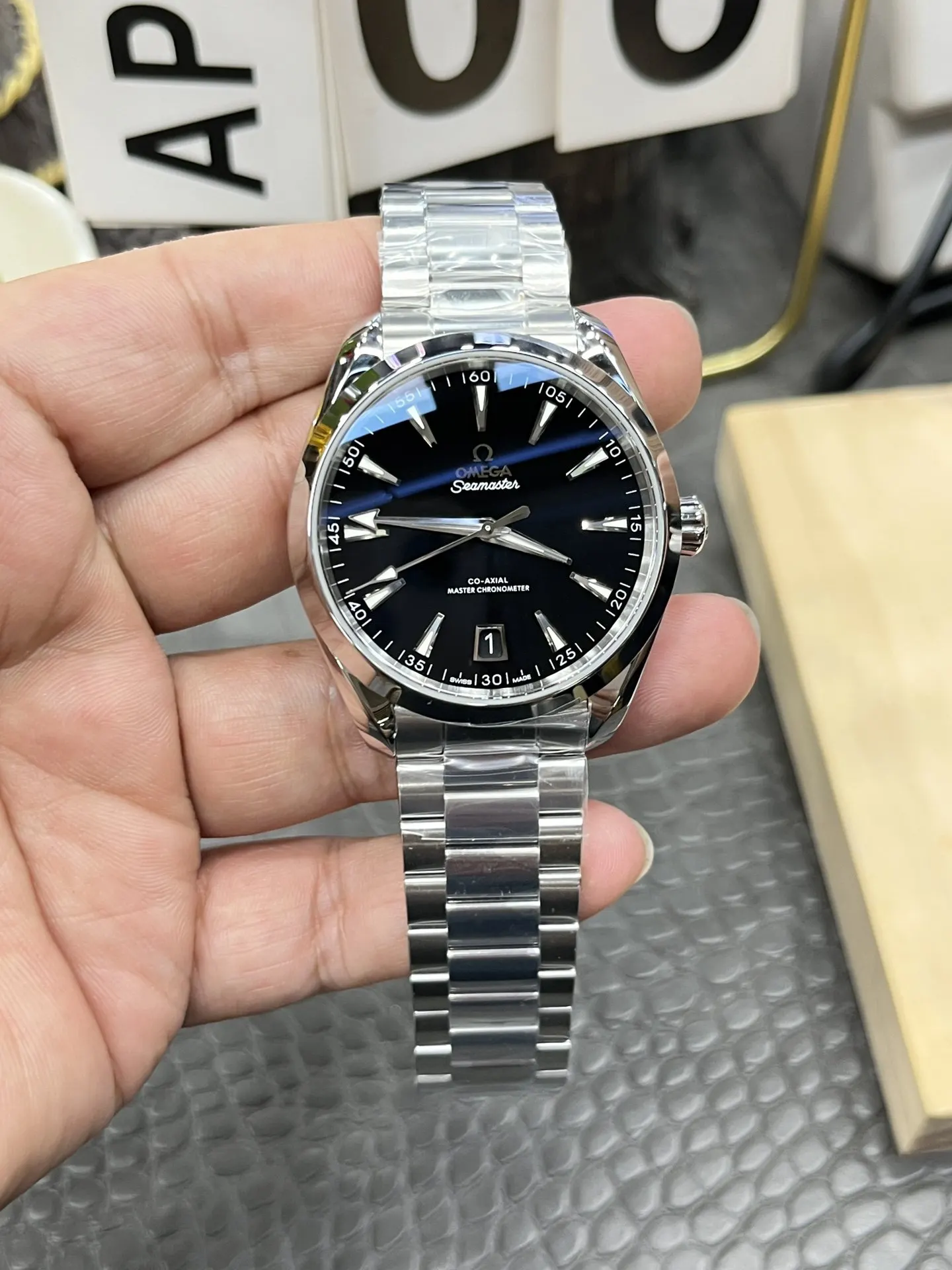 Omega 专供大厂出品 VS欧米茄海马 系列 全黑 字位 手錶 經典腕表款