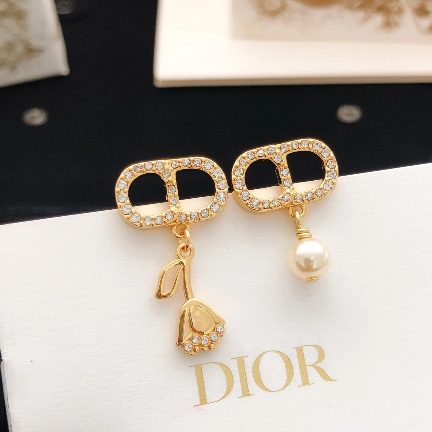 Dior CD吊墜耳環 金色精緻款